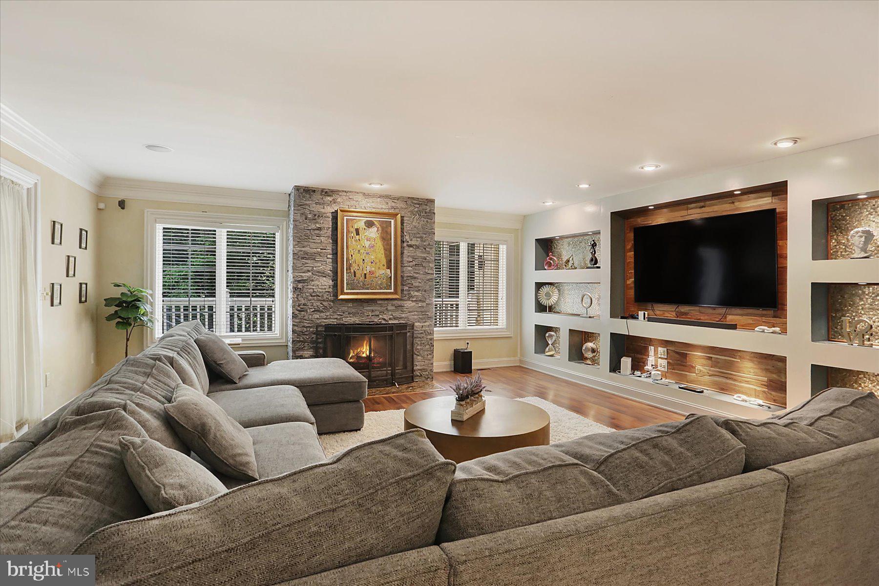 THE CLIFFS - Residential