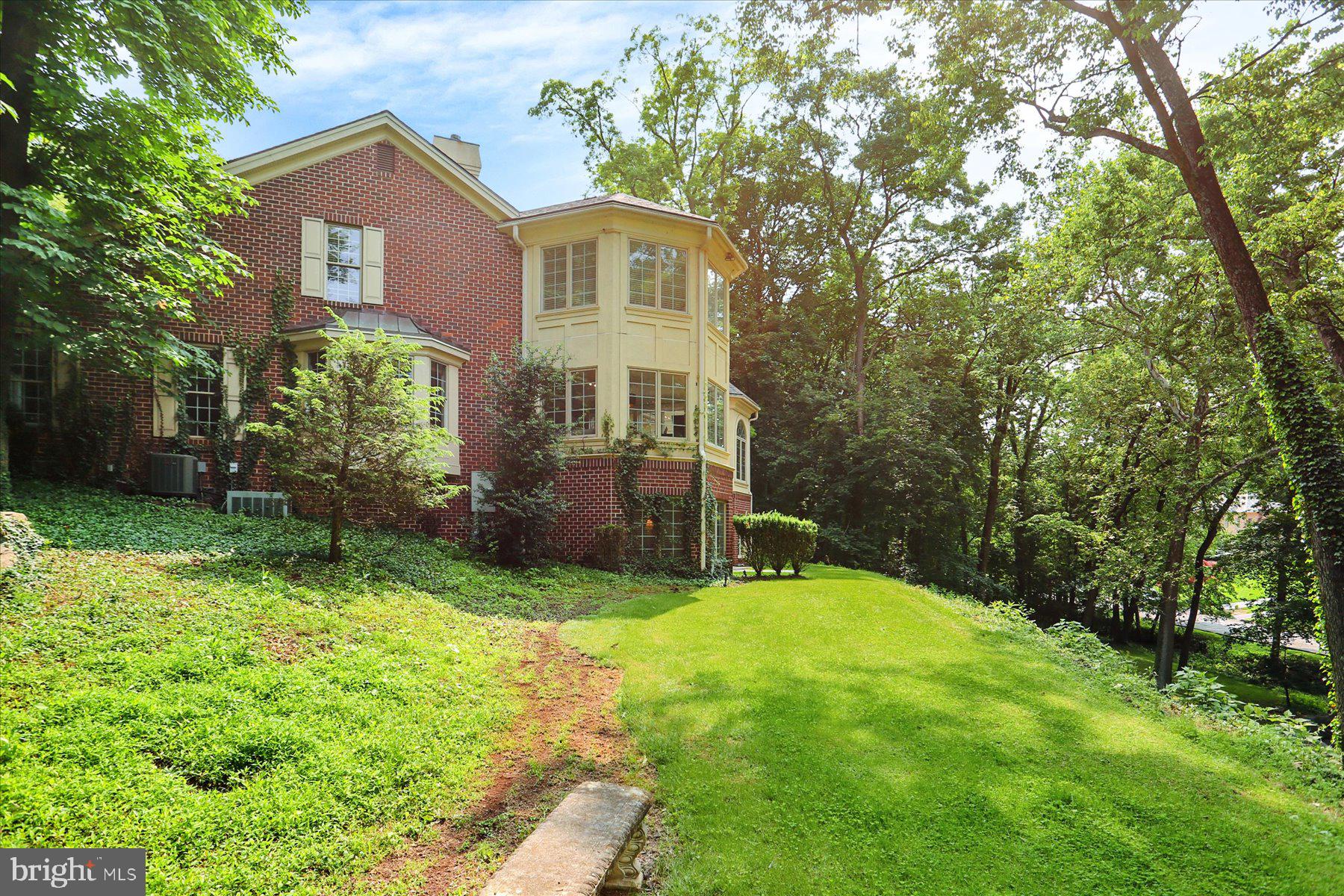 THE CLIFFS - Residential