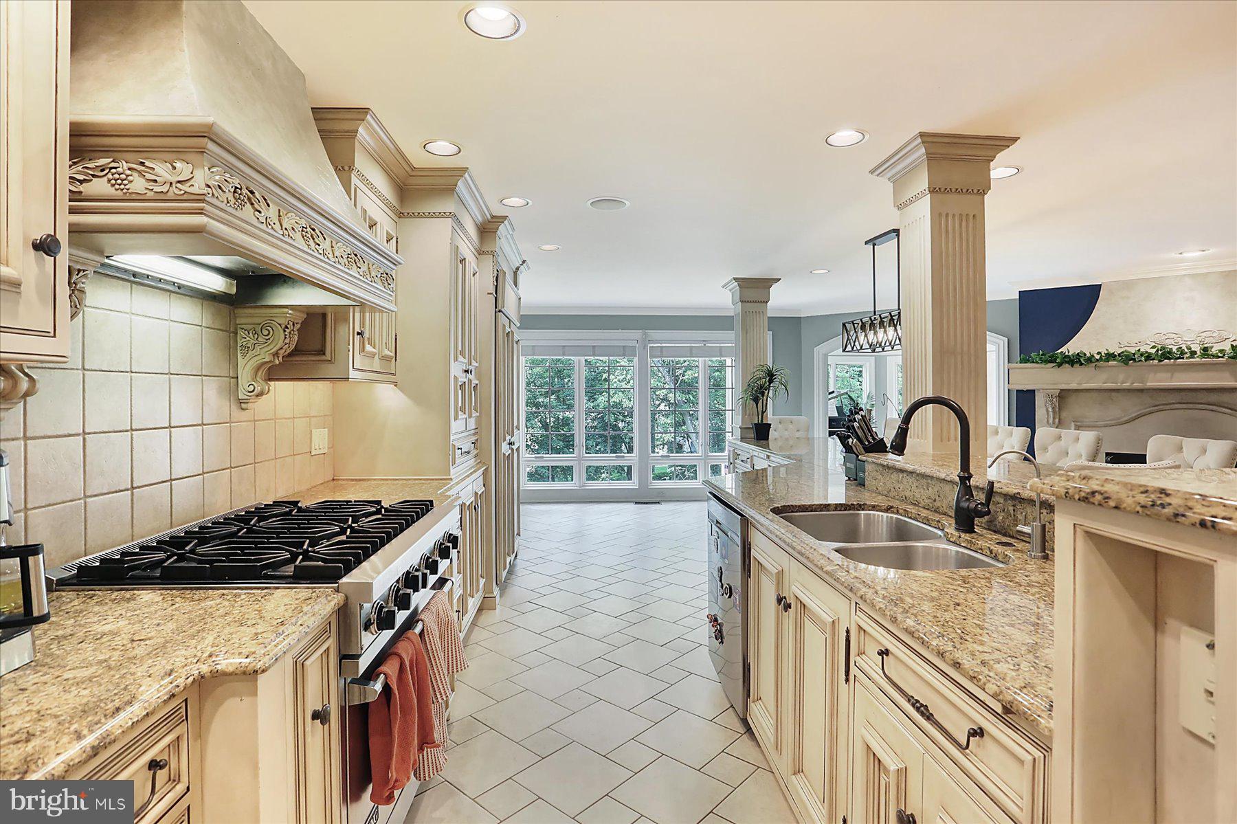 THE CLIFFS - Residential