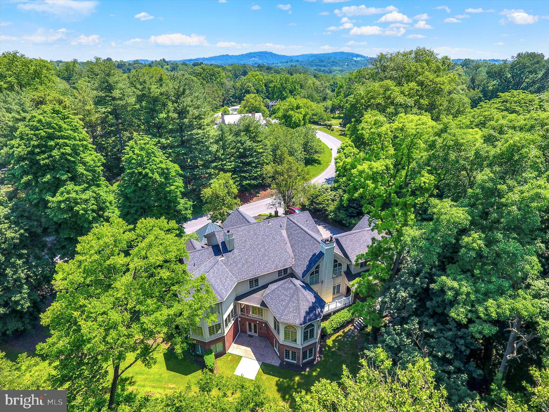 THE CLIFFS - Residential