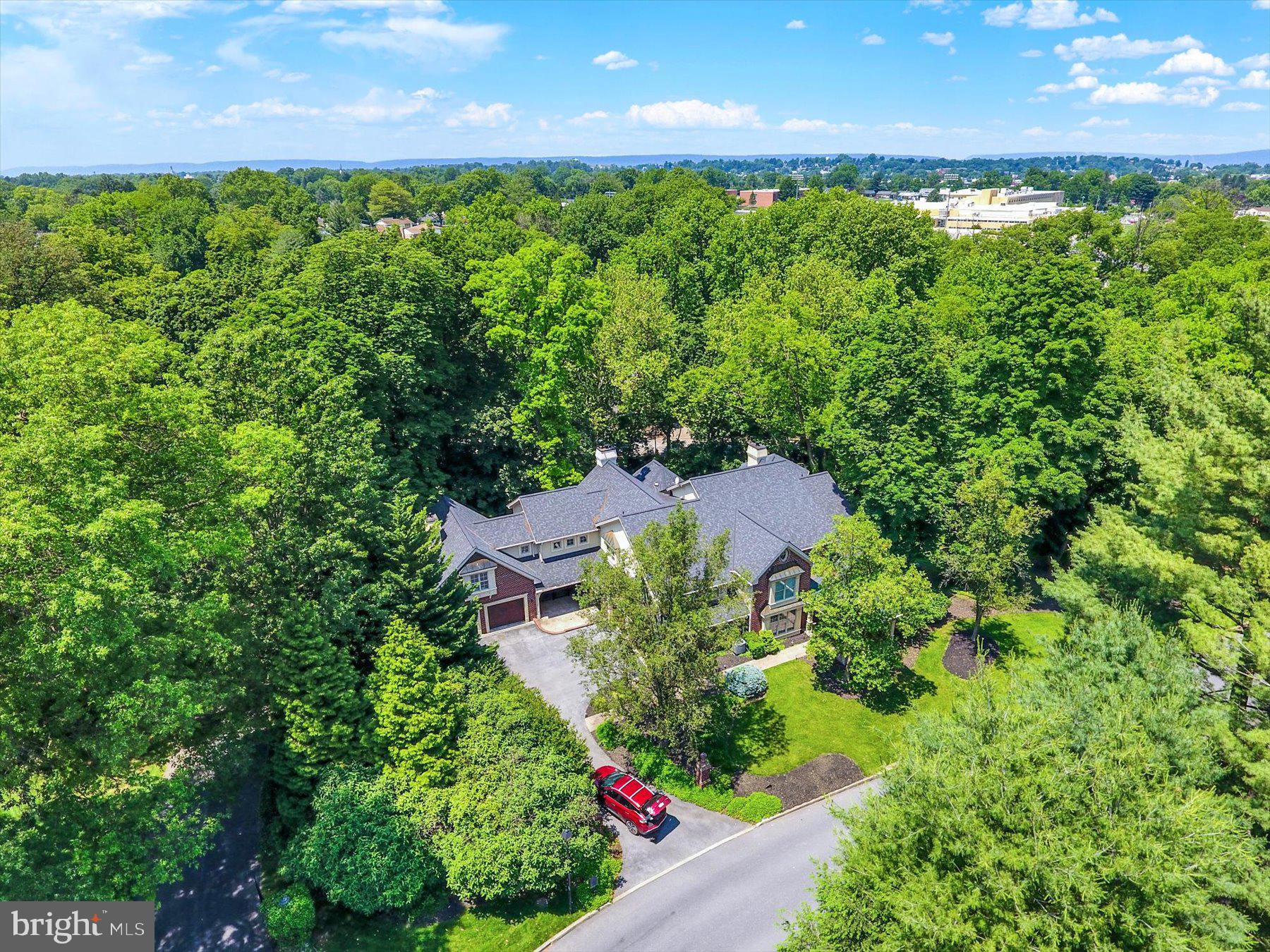 THE CLIFFS - Residential