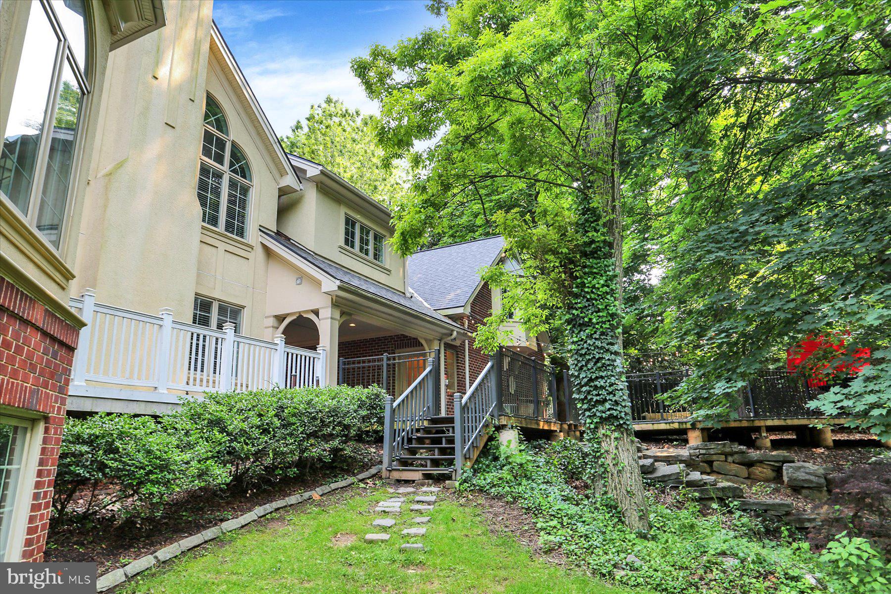 THE CLIFFS - Residential