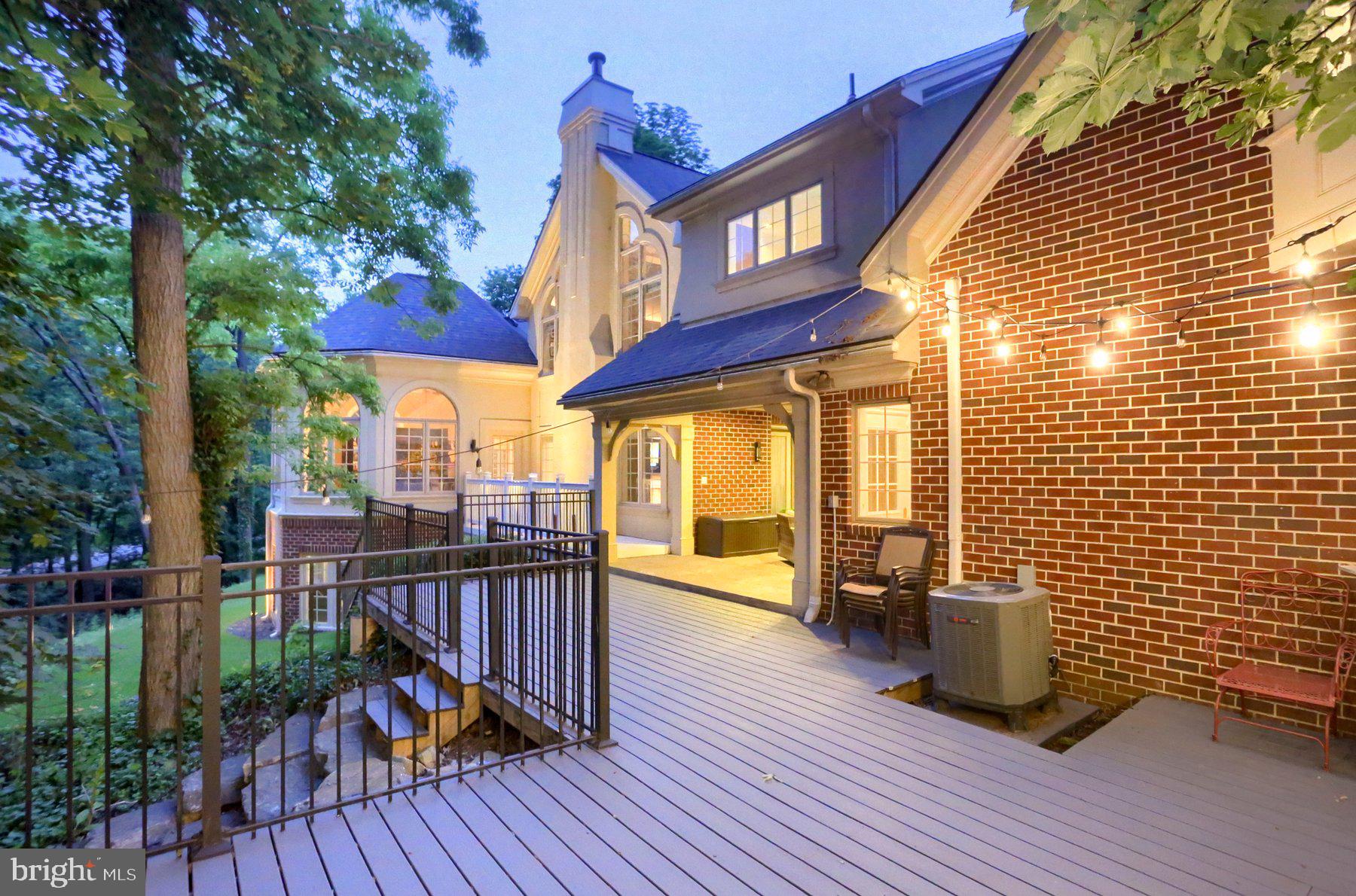 THE CLIFFS - Residential