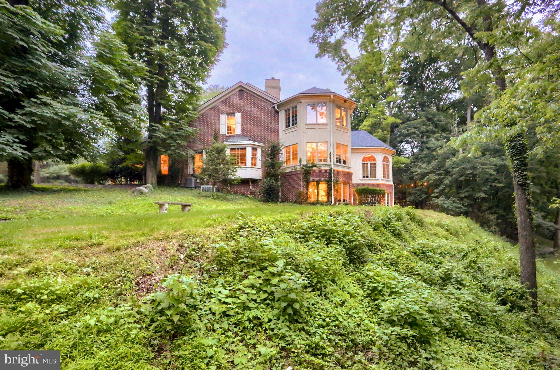 THE CLIFFS - Residential