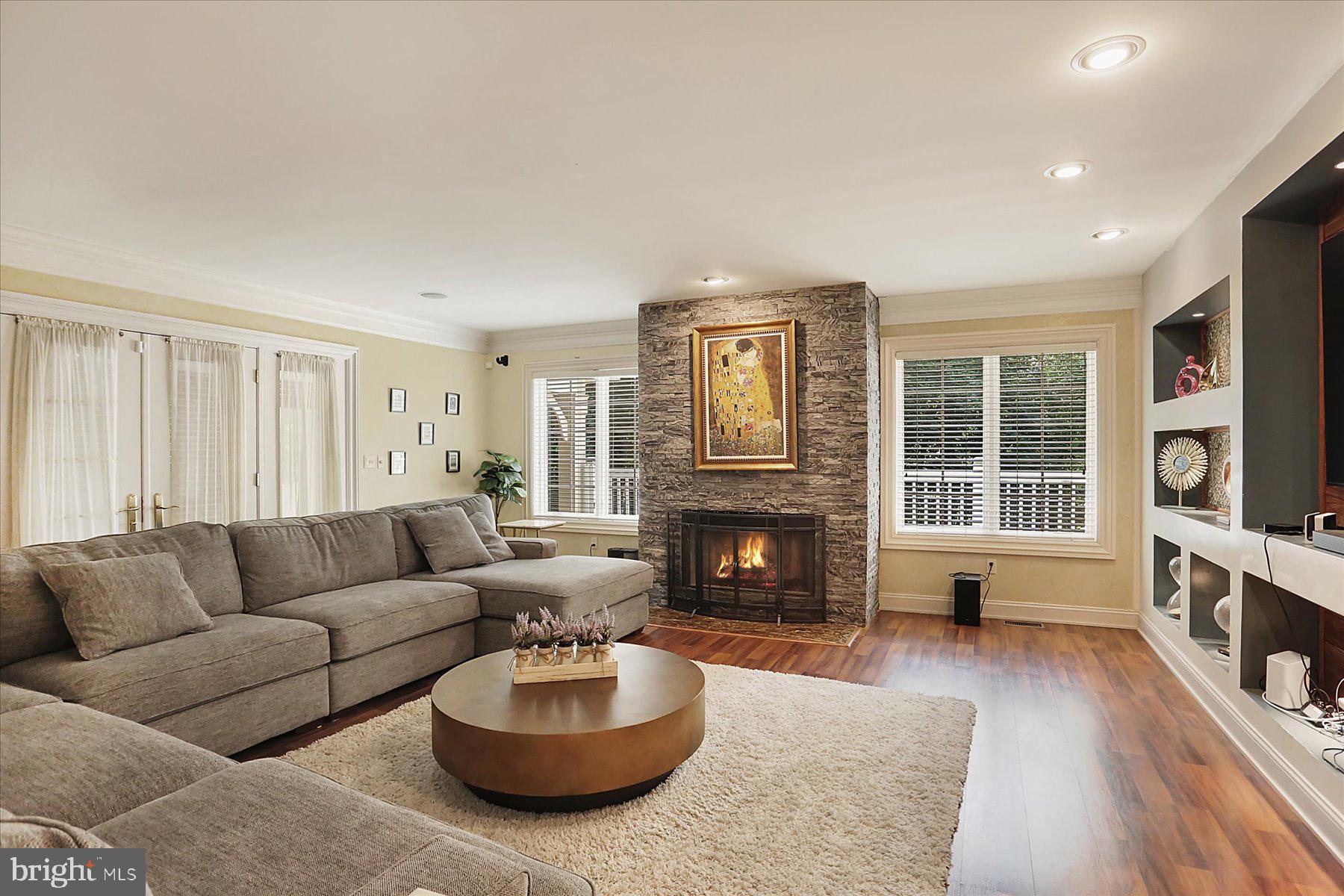 THE CLIFFS - Residential