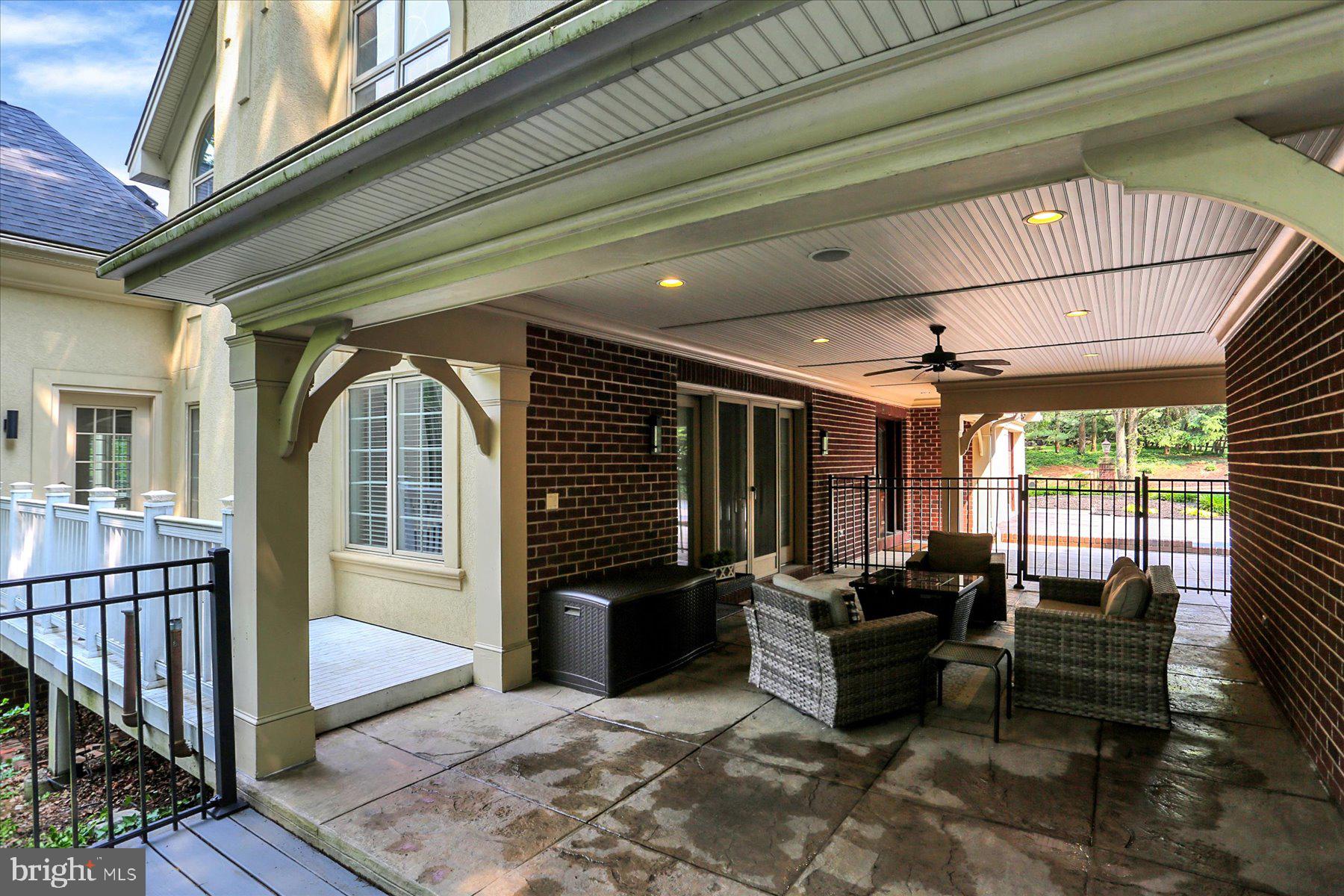 THE CLIFFS - Residential