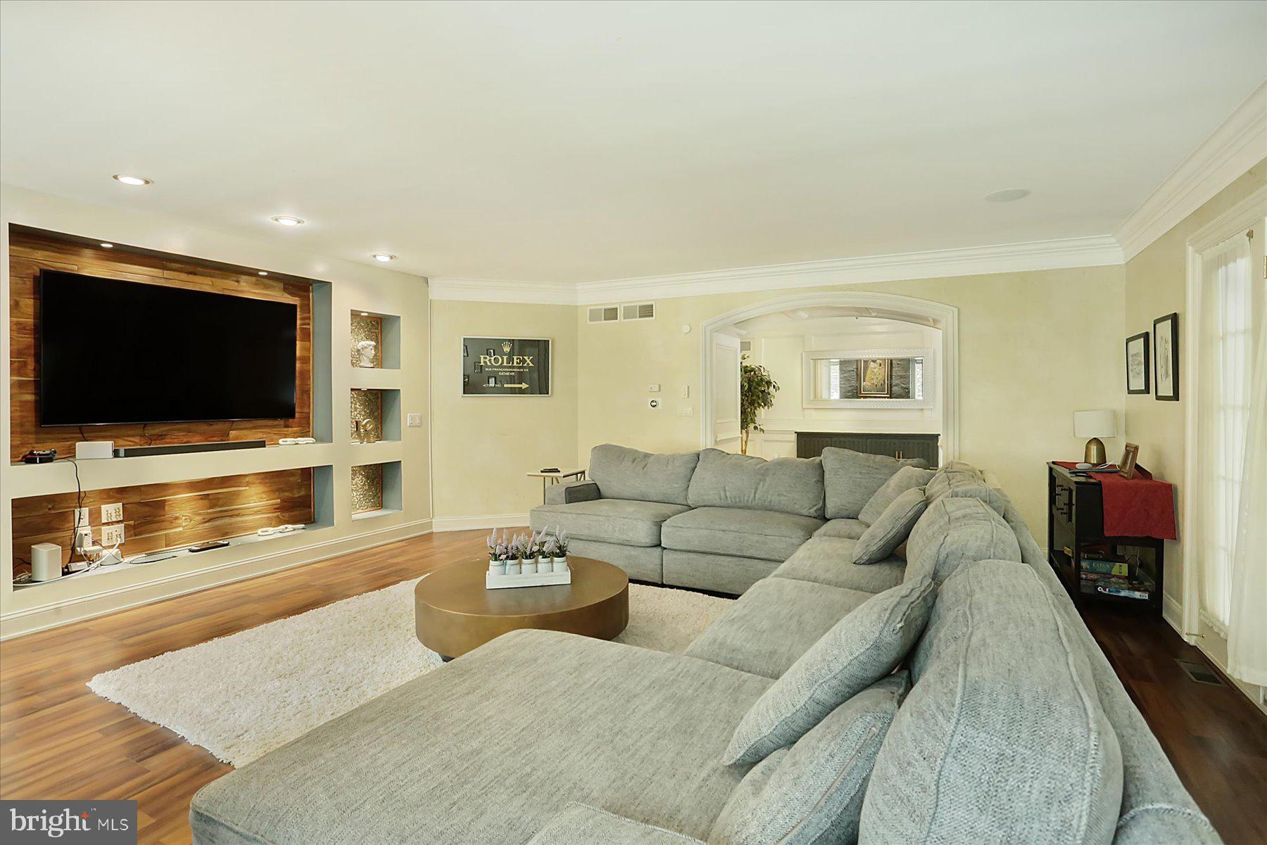 THE CLIFFS - Residential