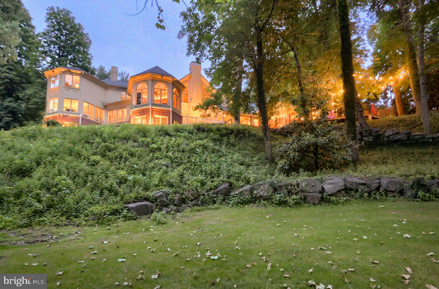 THE CLIFFS - Residential