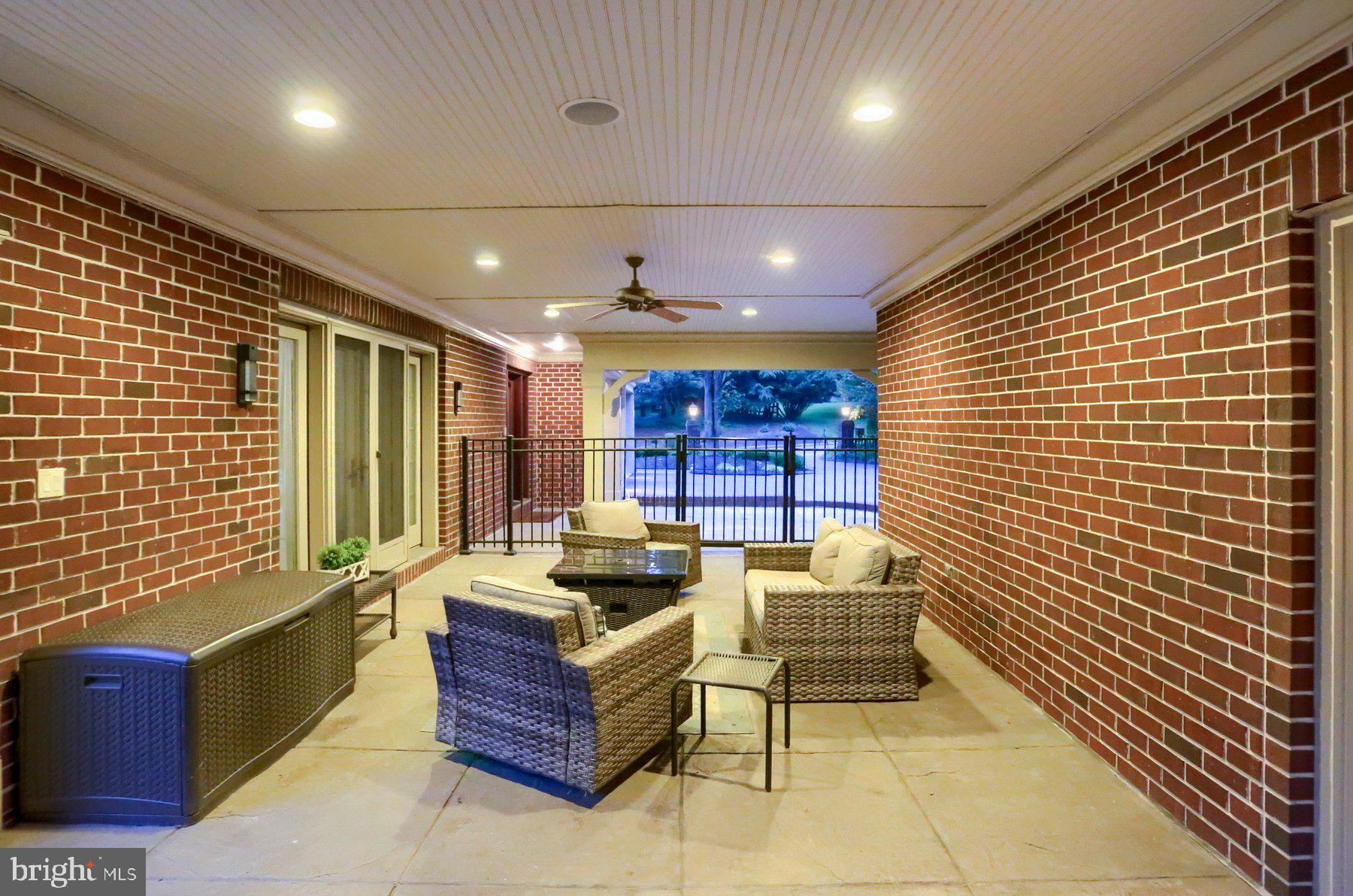 THE CLIFFS - Residential