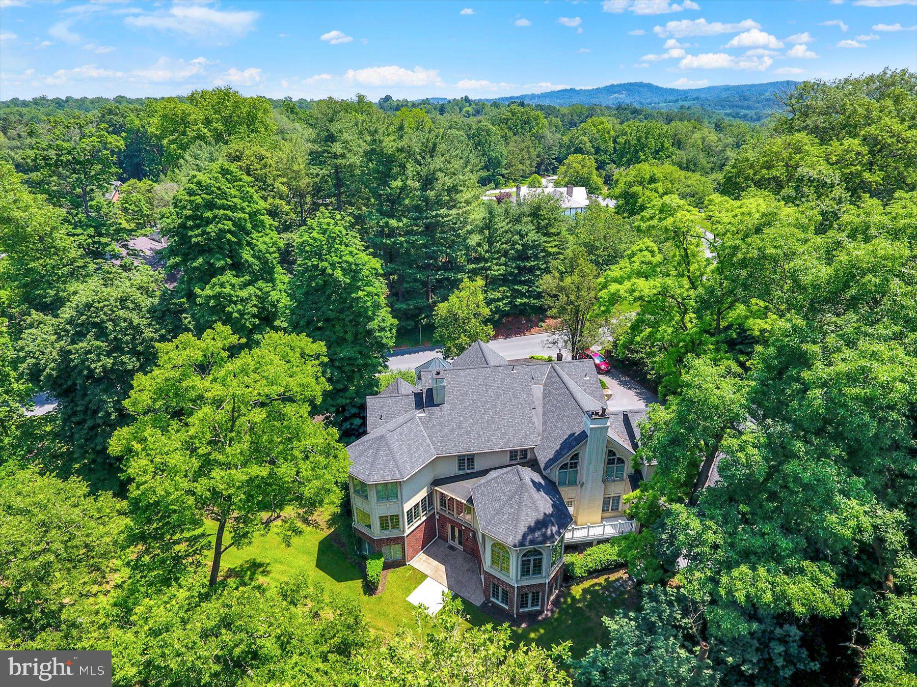 THE CLIFFS - Residential