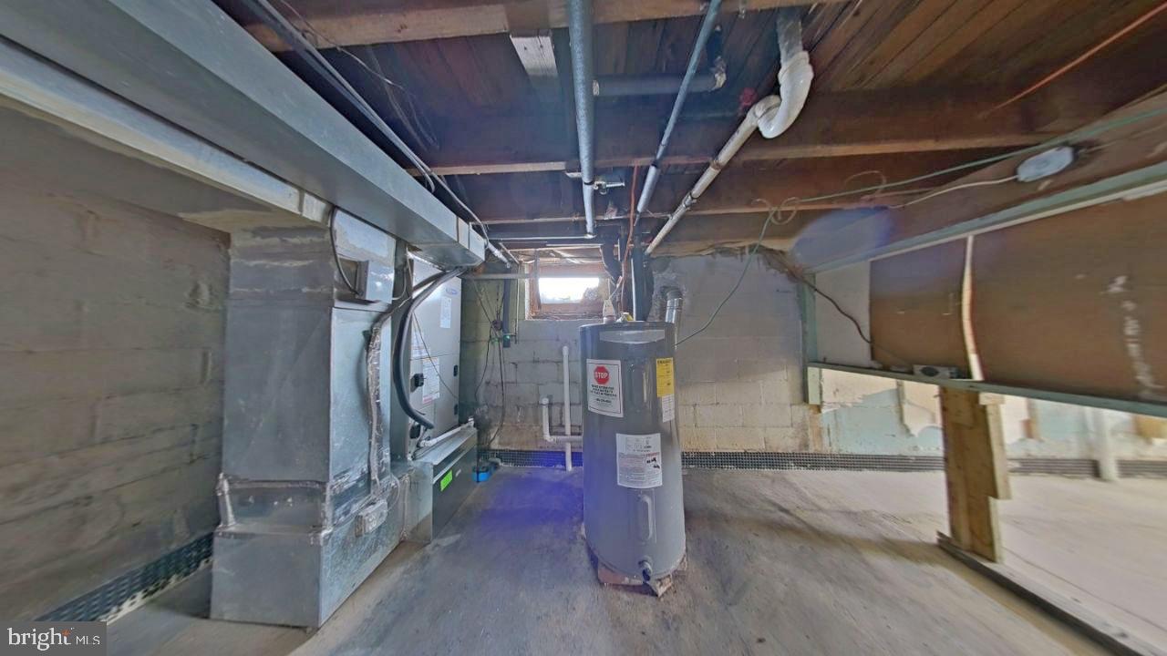 ALDERWOOD PARK - Residential