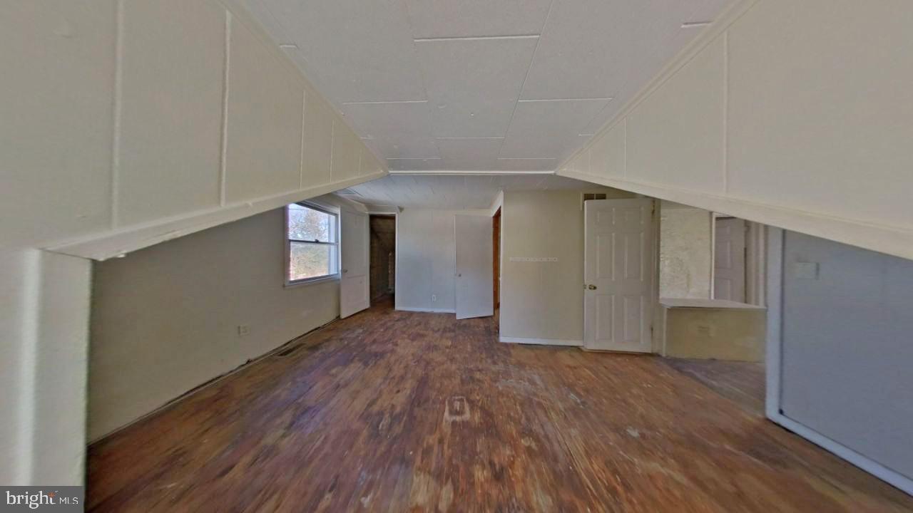 ALDERWOOD PARK - Residential