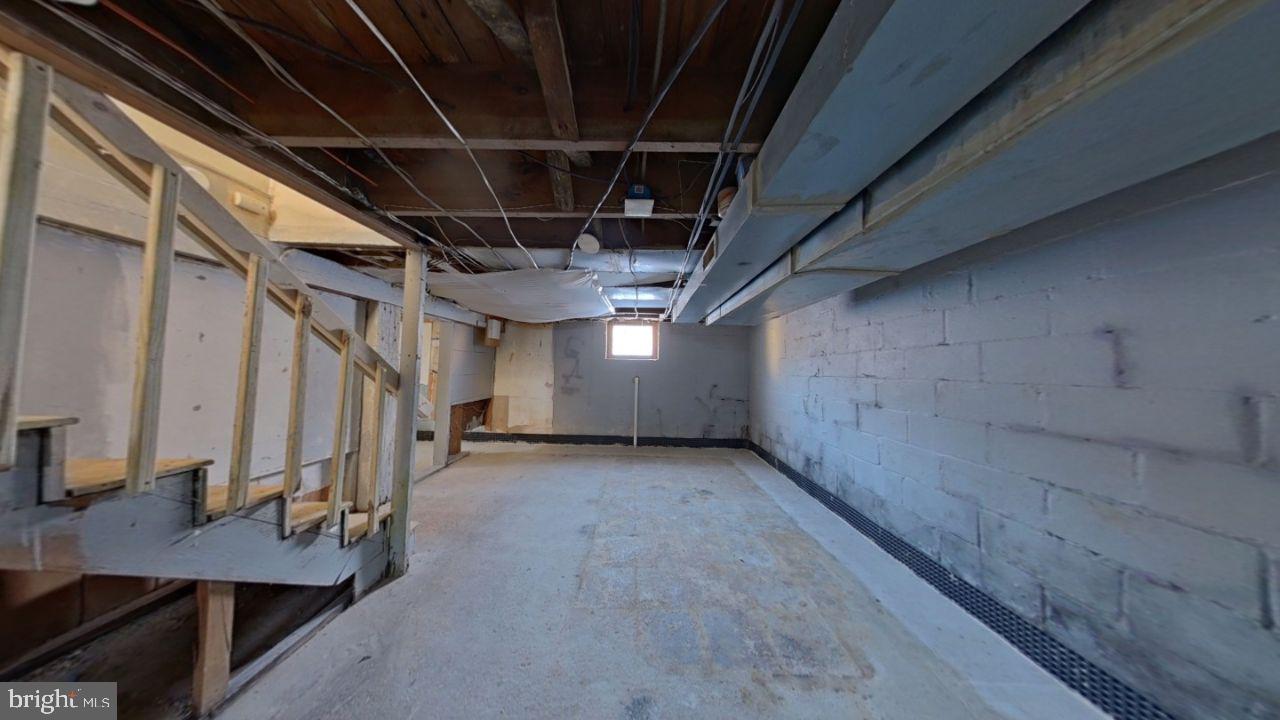 ALDERWOOD PARK - Residential