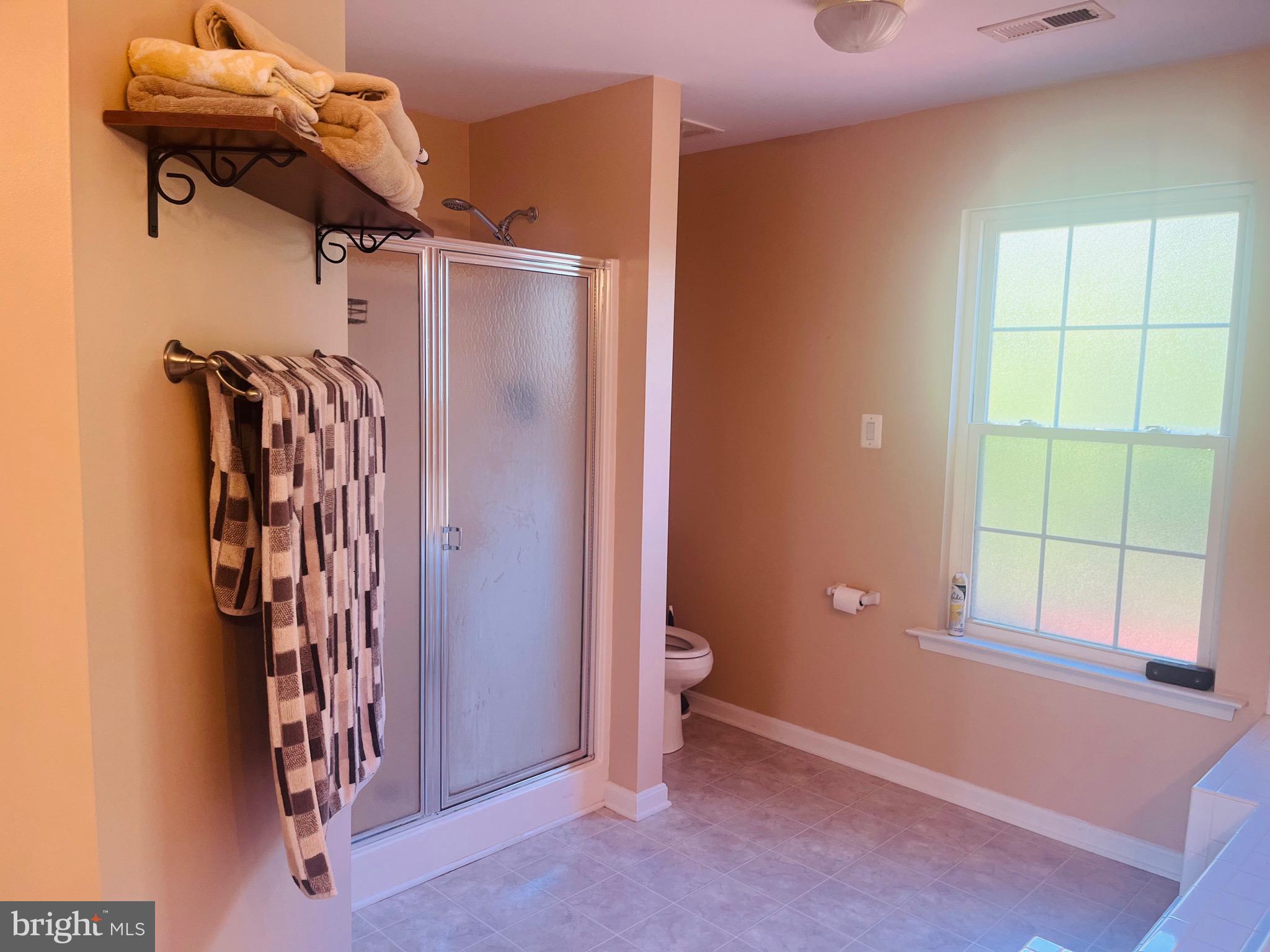 MEADOW LAKE - Residential Lease