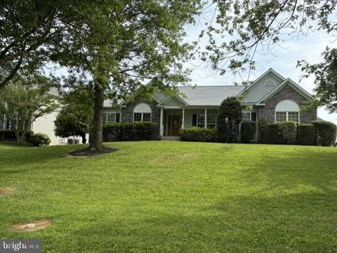 Photo of 700 Fox Chase Street, WARRENTON, VA 20186 (MLS # VAFQ2022458)