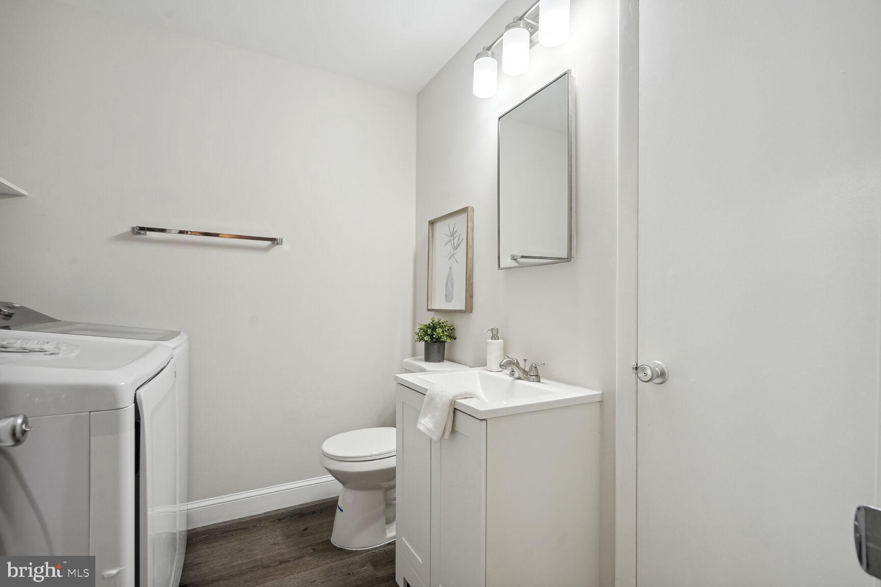 RESTON - Residential