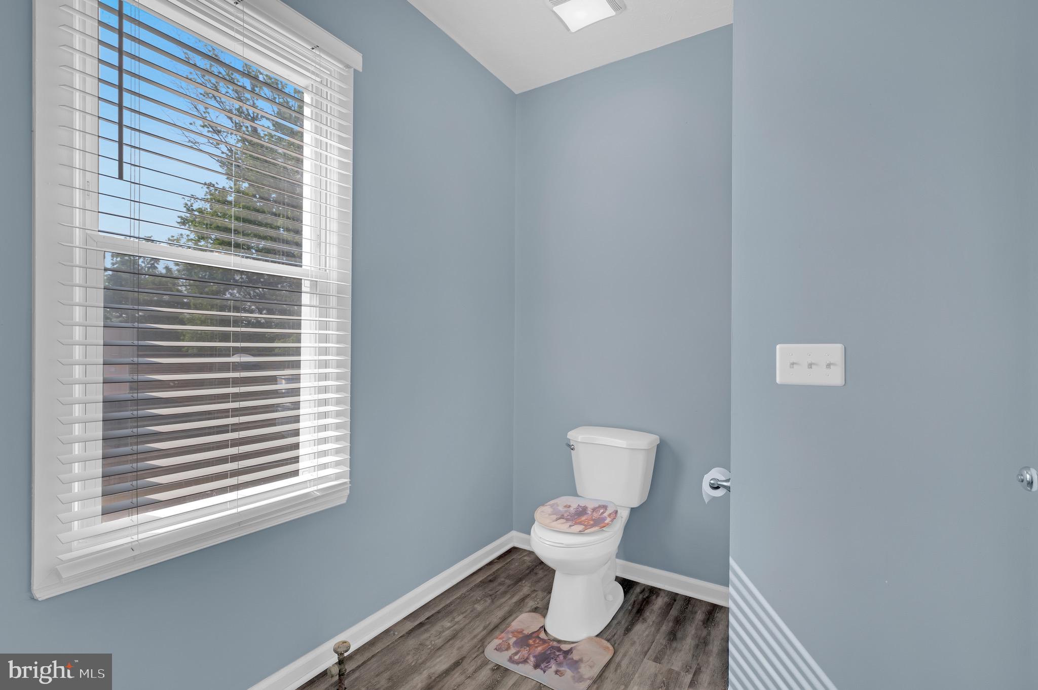 ROYAL VILLAGE - Residential