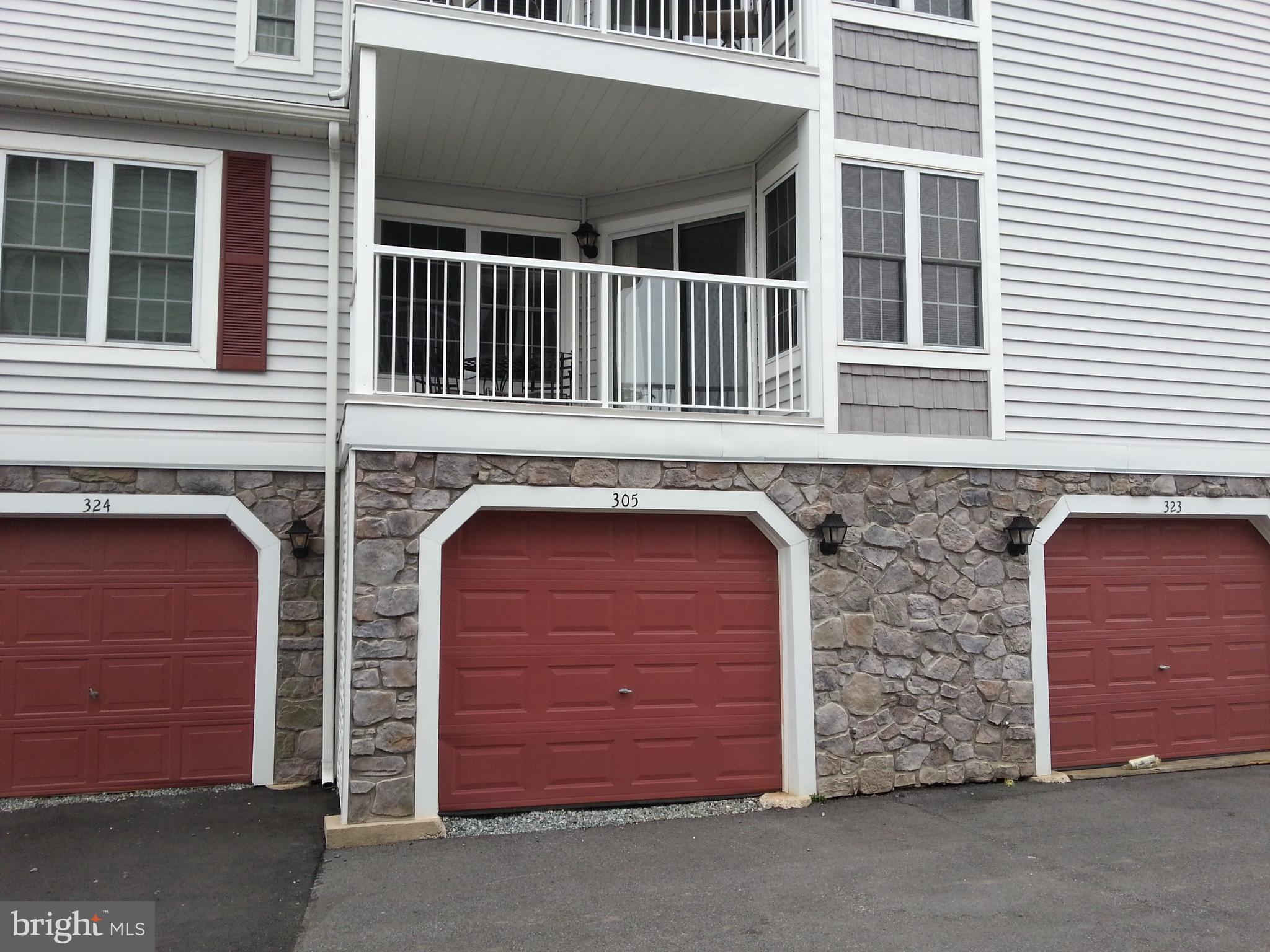 TOMES LANDING - Residential Lease