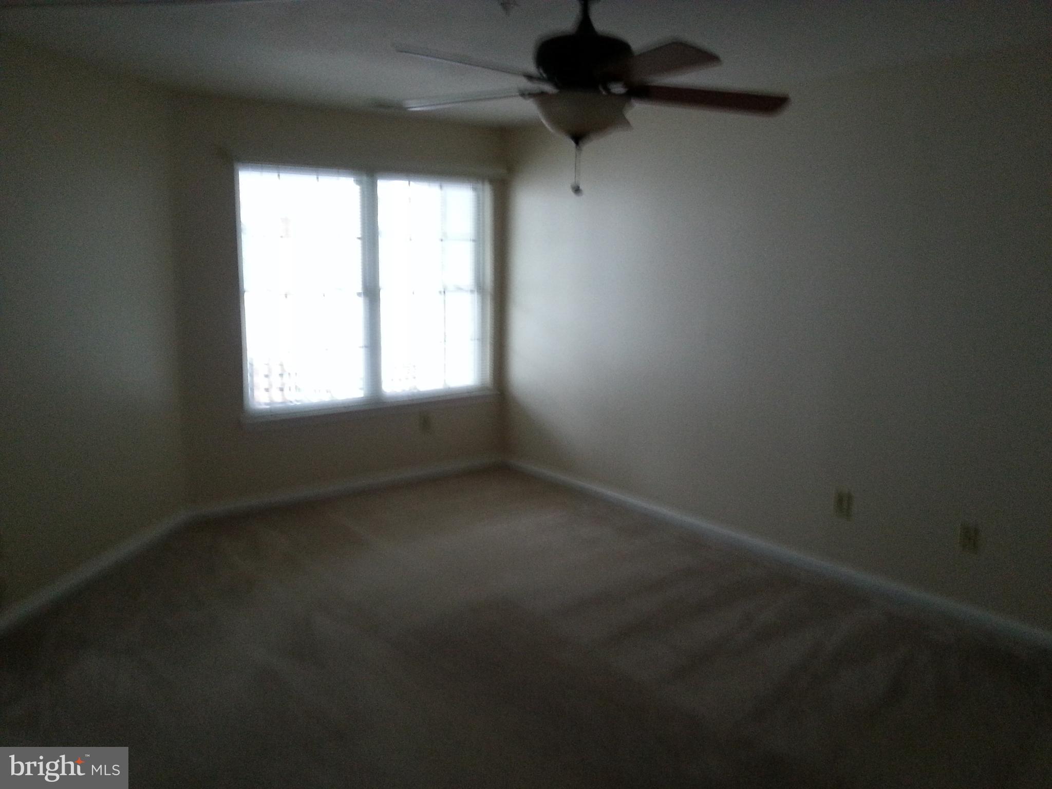 TOMES LANDING - Residential Lease