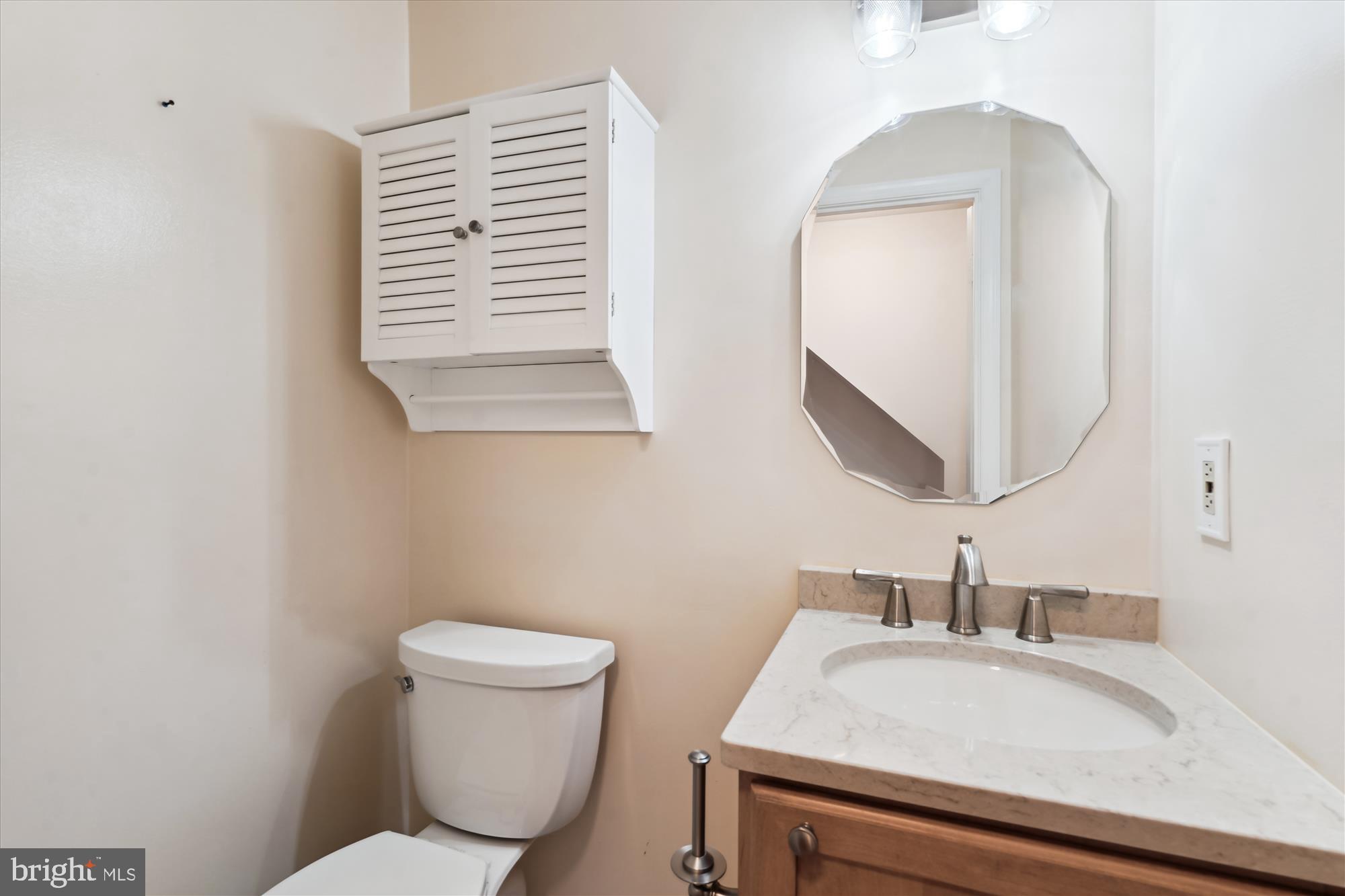 CEDARS OF TYSONS - Residential Lease