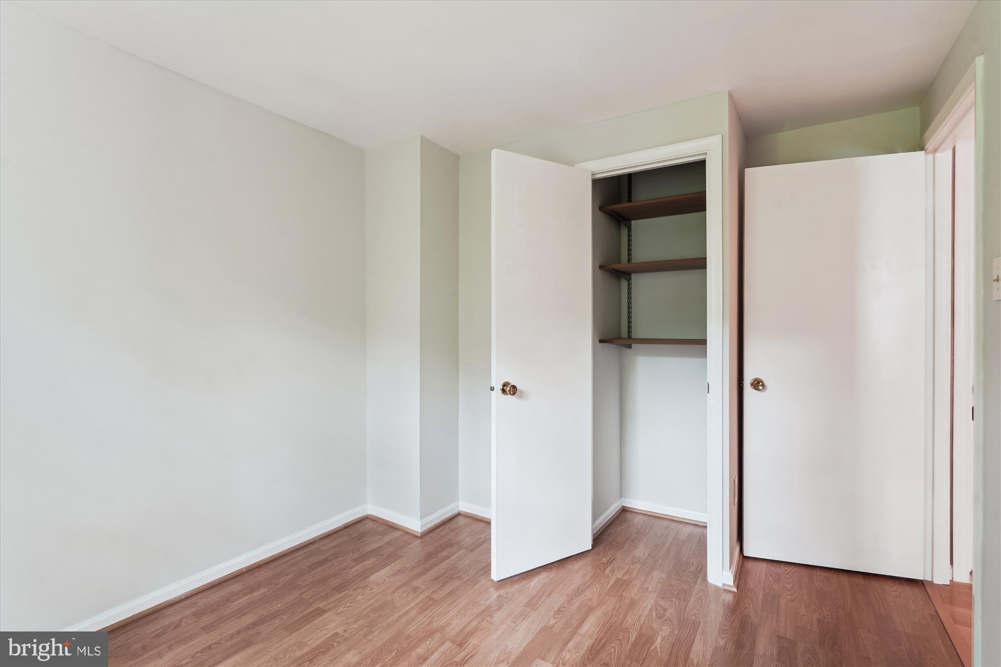 CEDARS OF TYSONS - Residential Lease