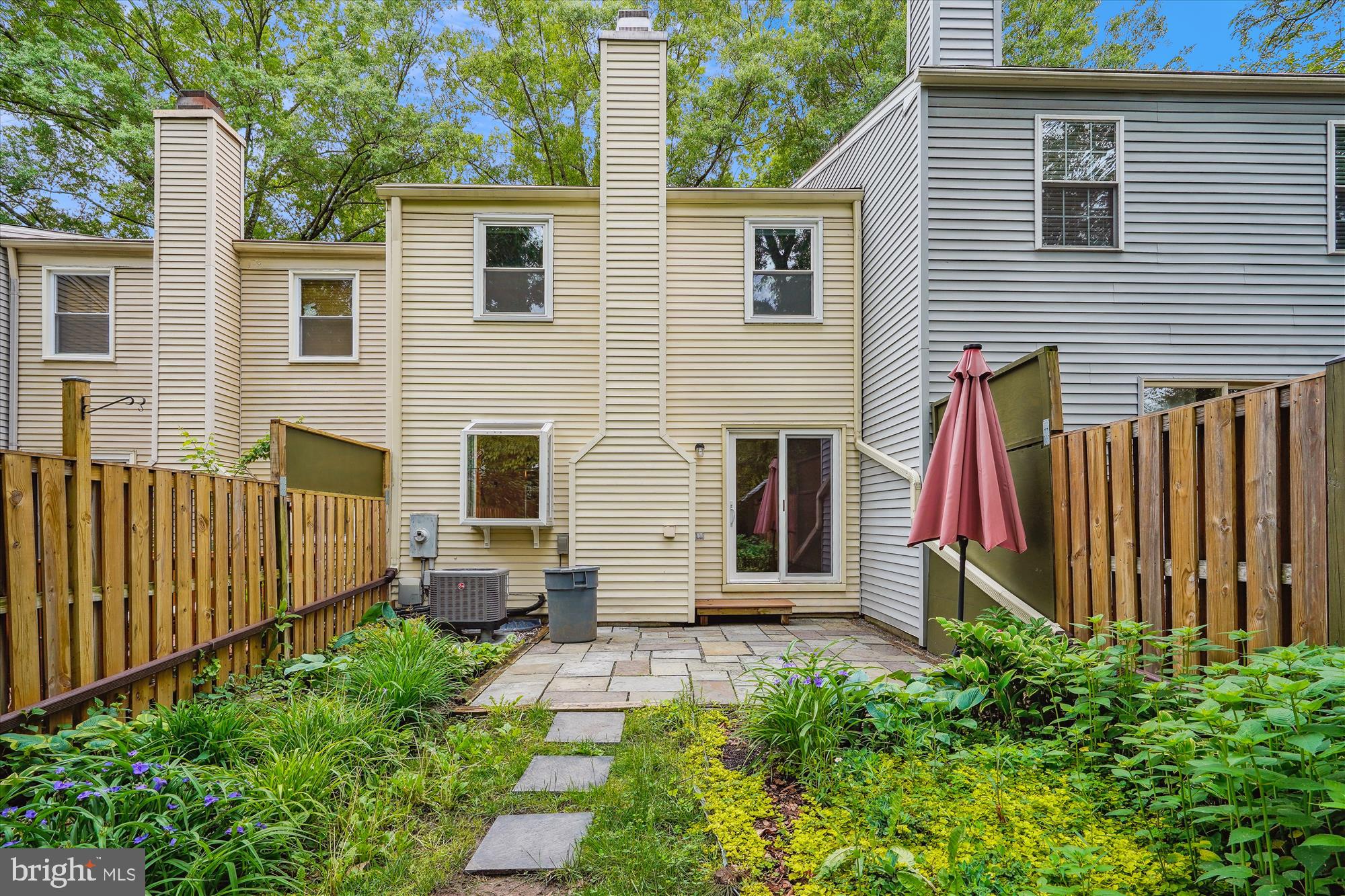 CEDARS OF TYSONS - Residential Lease