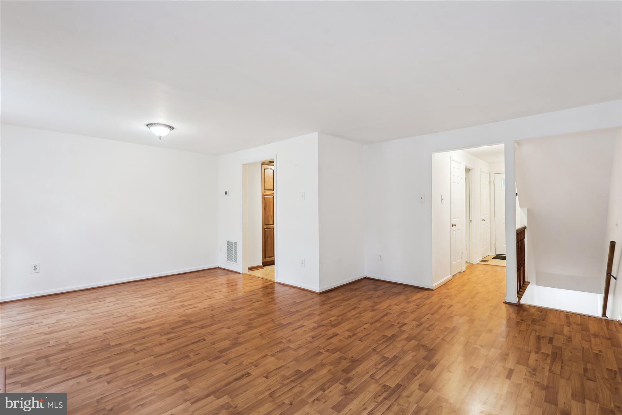 CEDARS OF TYSONS - Residential Lease