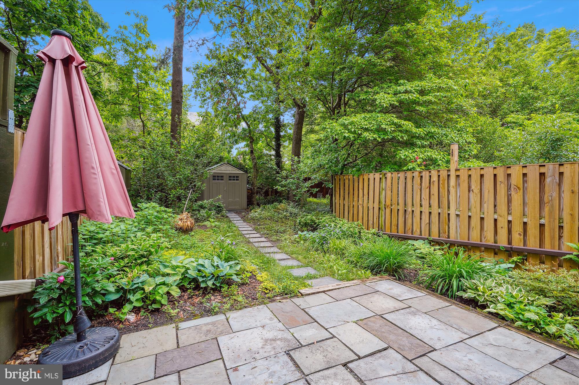 CEDARS OF TYSONS - Residential Lease