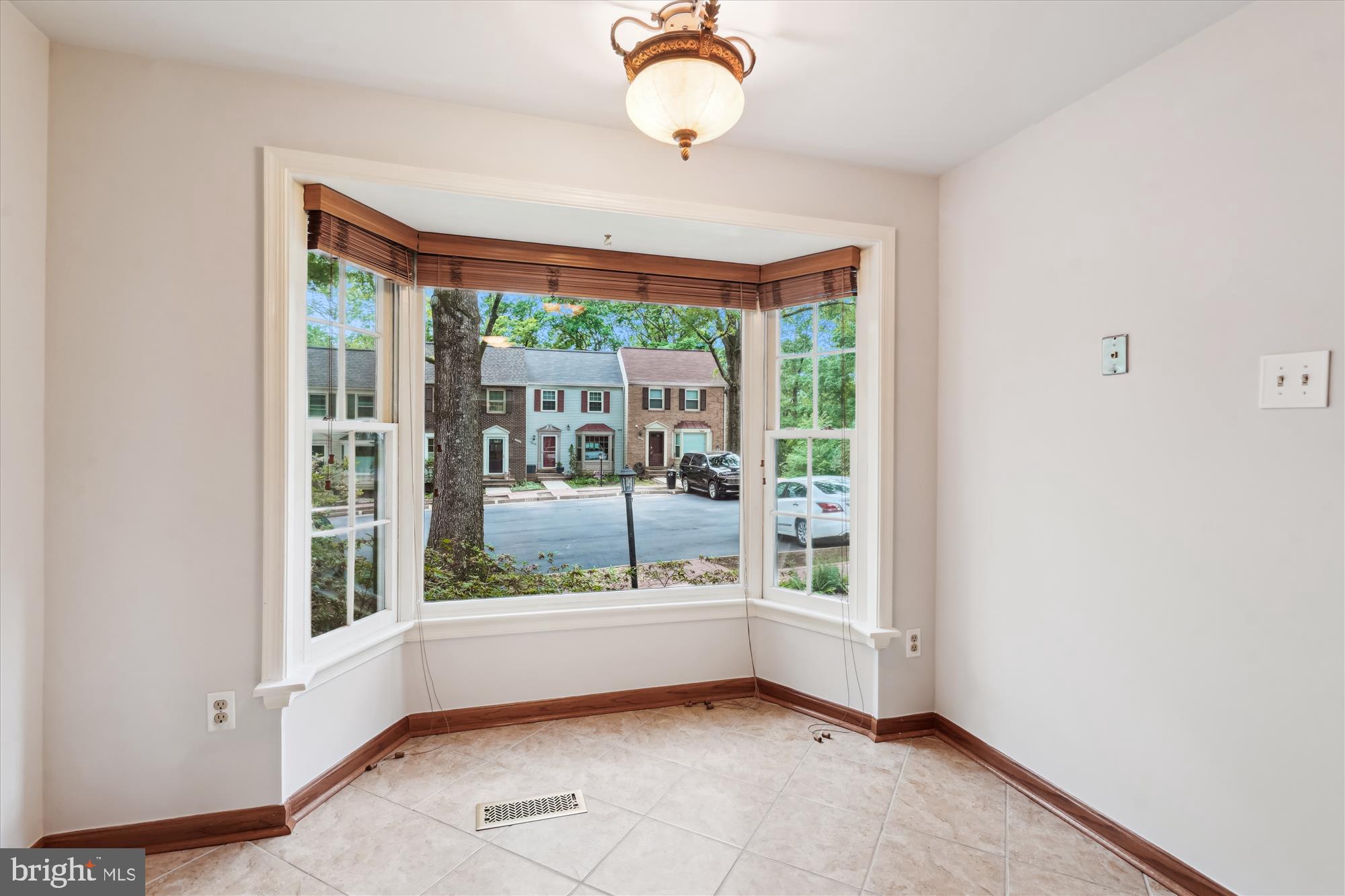 CEDARS OF TYSONS - Residential Lease