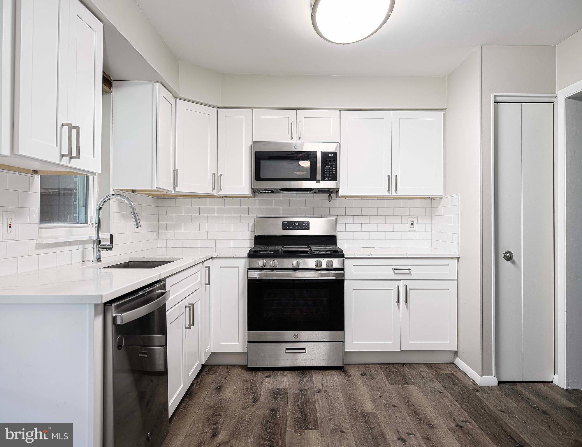 THE SILVERGATE - Residential