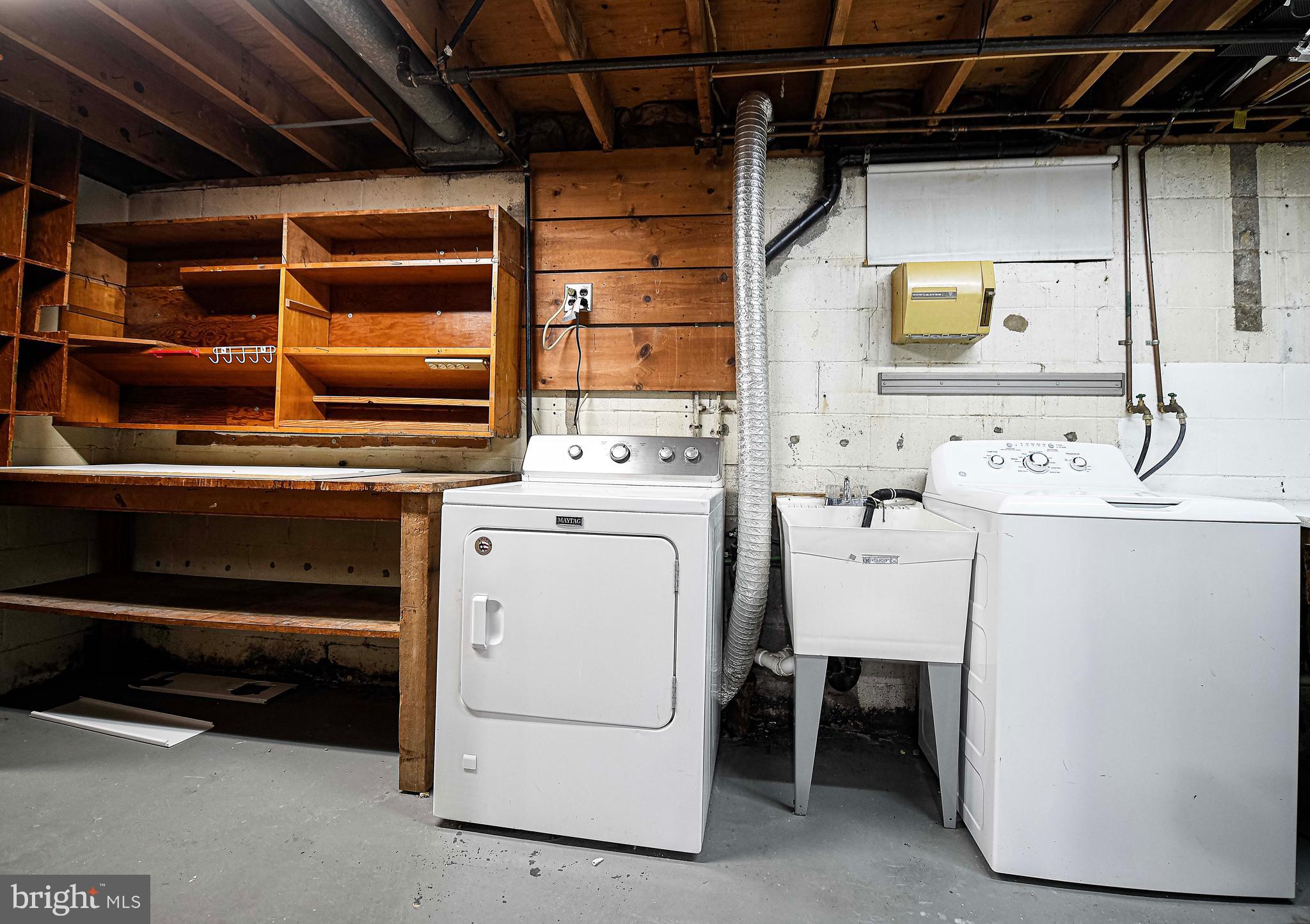 THE SILVERGATE - Residential