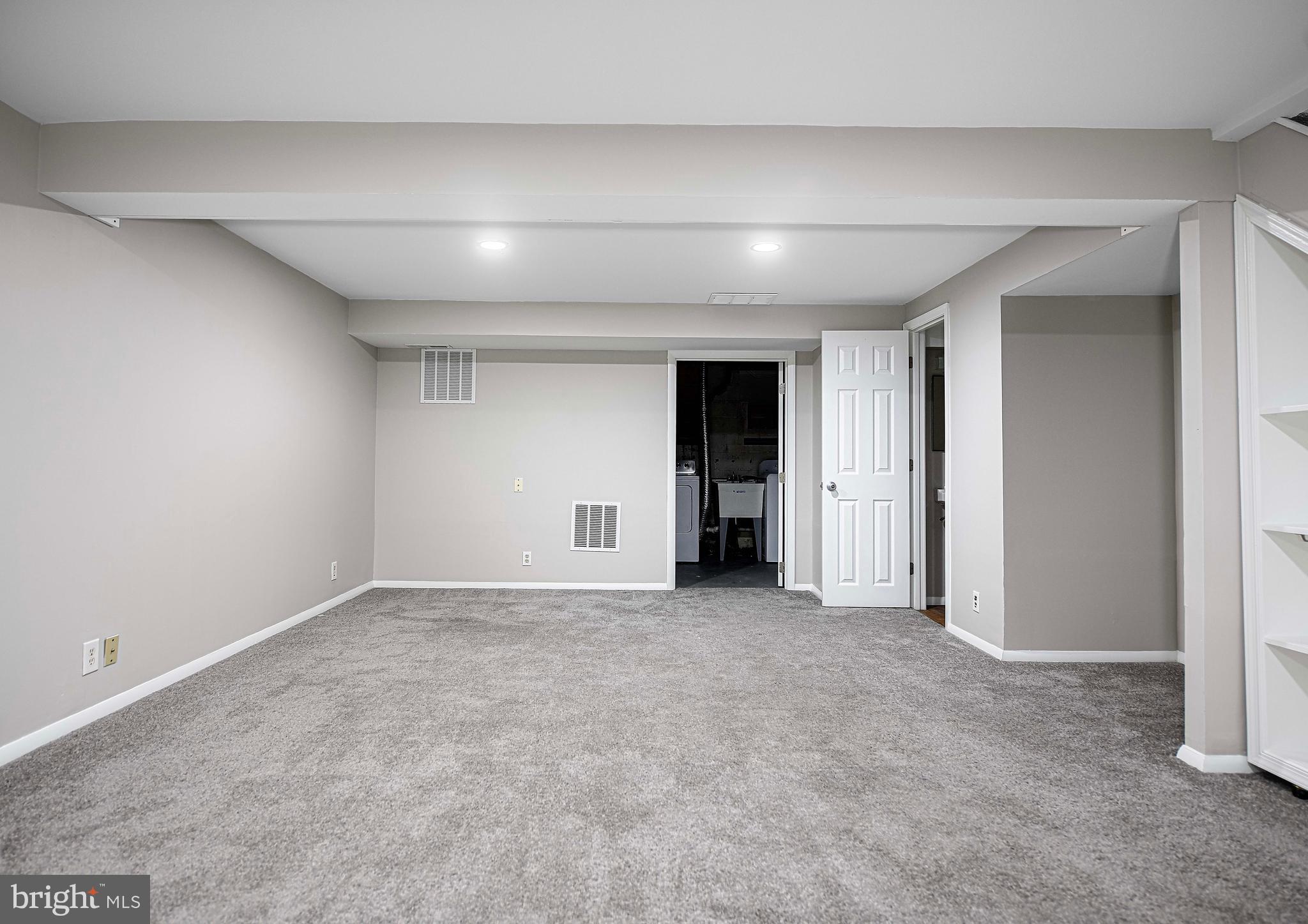 THE SILVERGATE - Residential