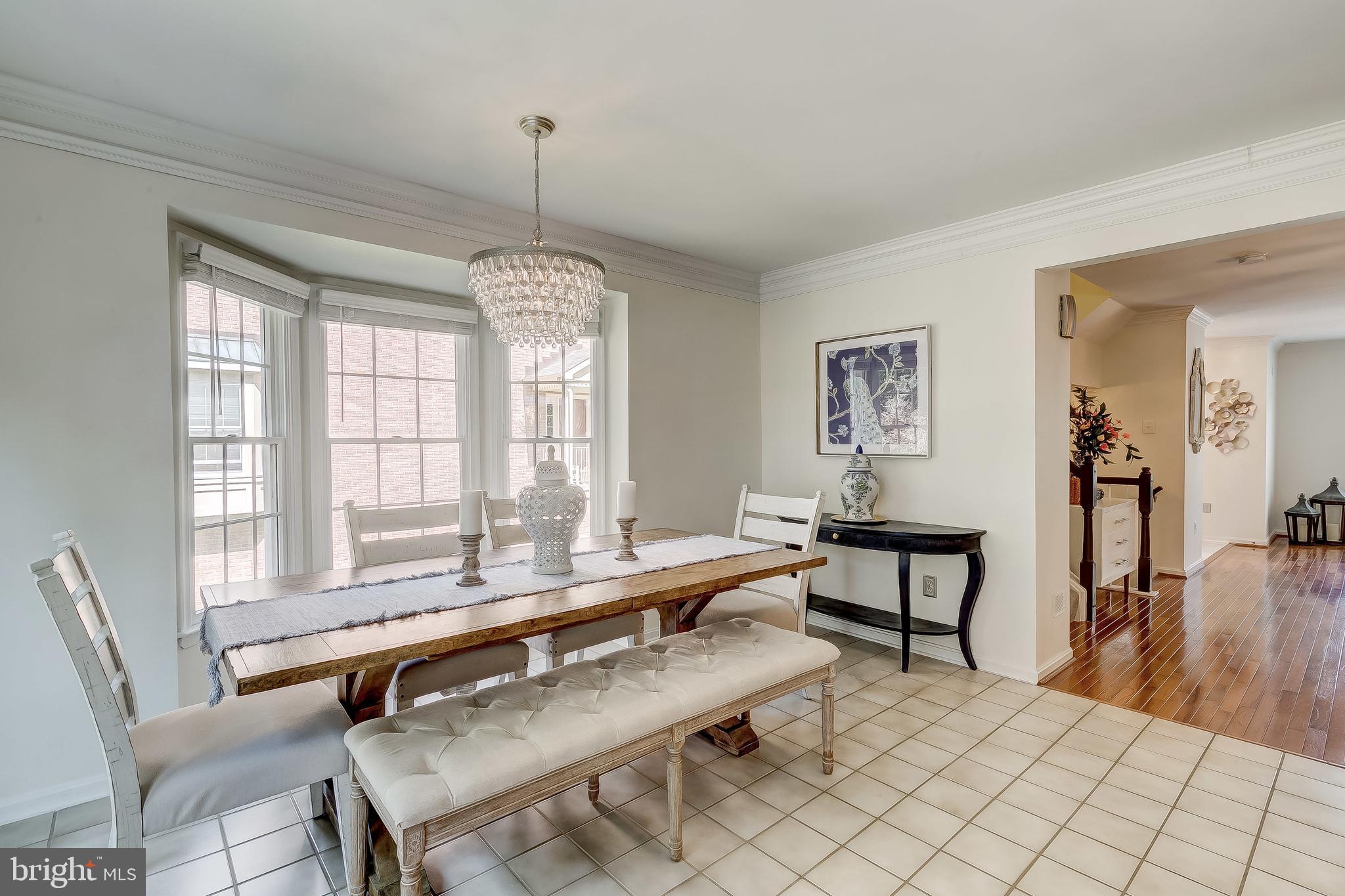 HUNTERS RUN - Residential