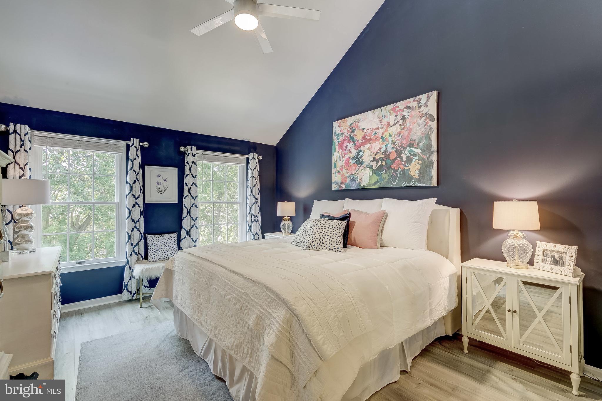 HUNTERS RUN - Residential