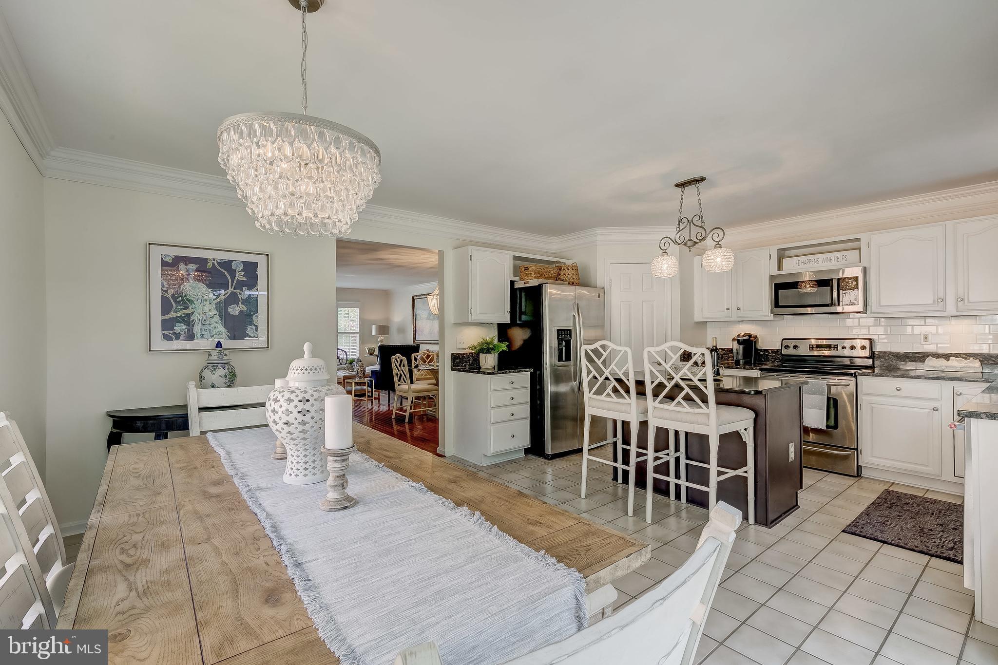 HUNTERS RUN - Residential