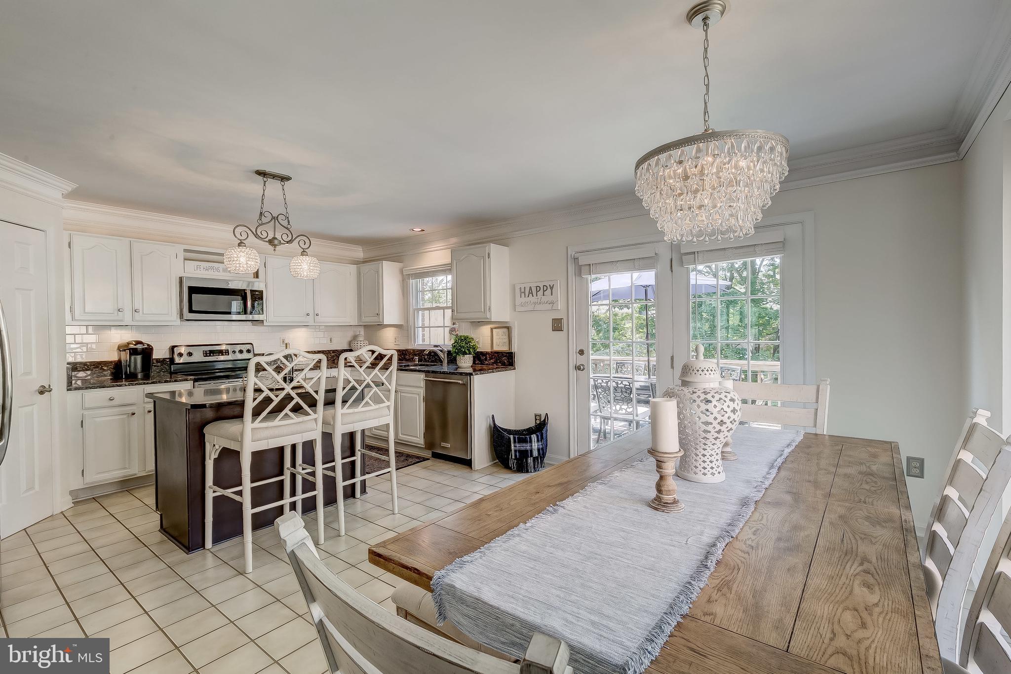 HUNTERS RUN - Residential