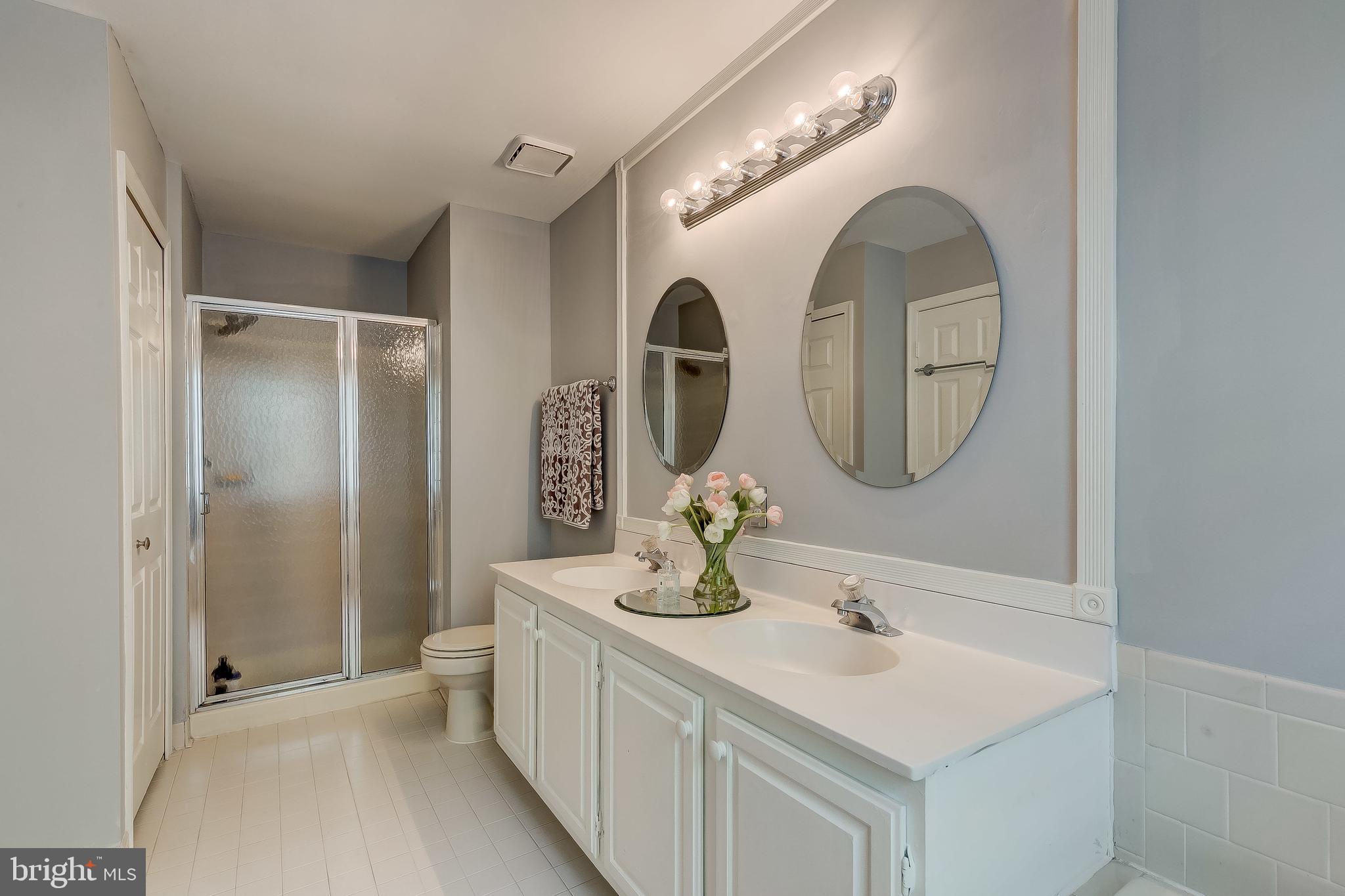 HUNTERS RUN - Residential