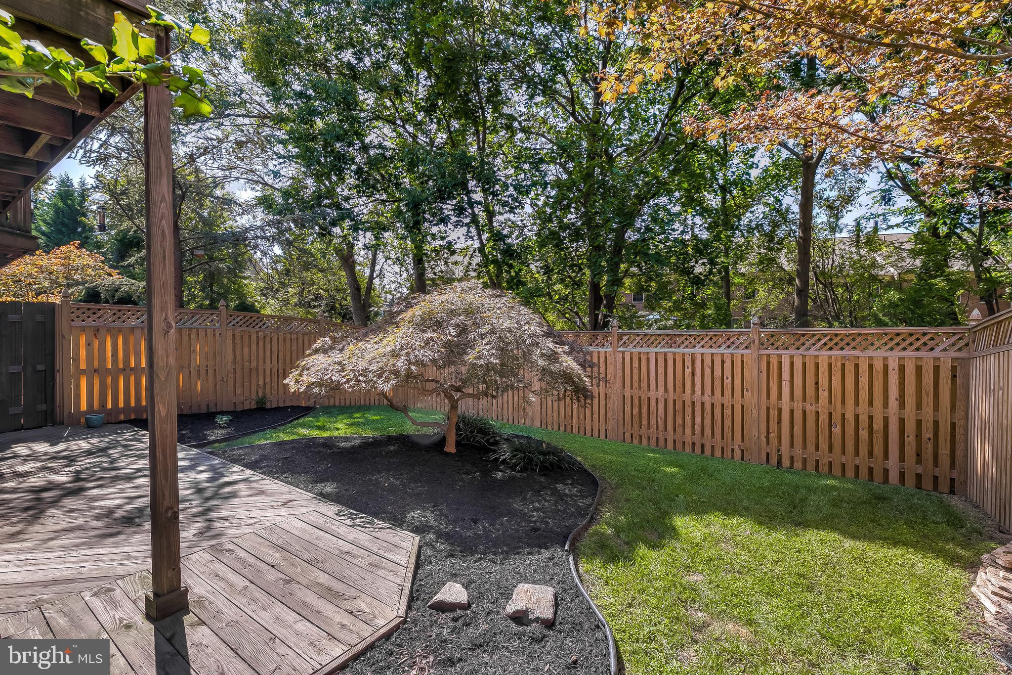 HUNTERS RUN - Residential