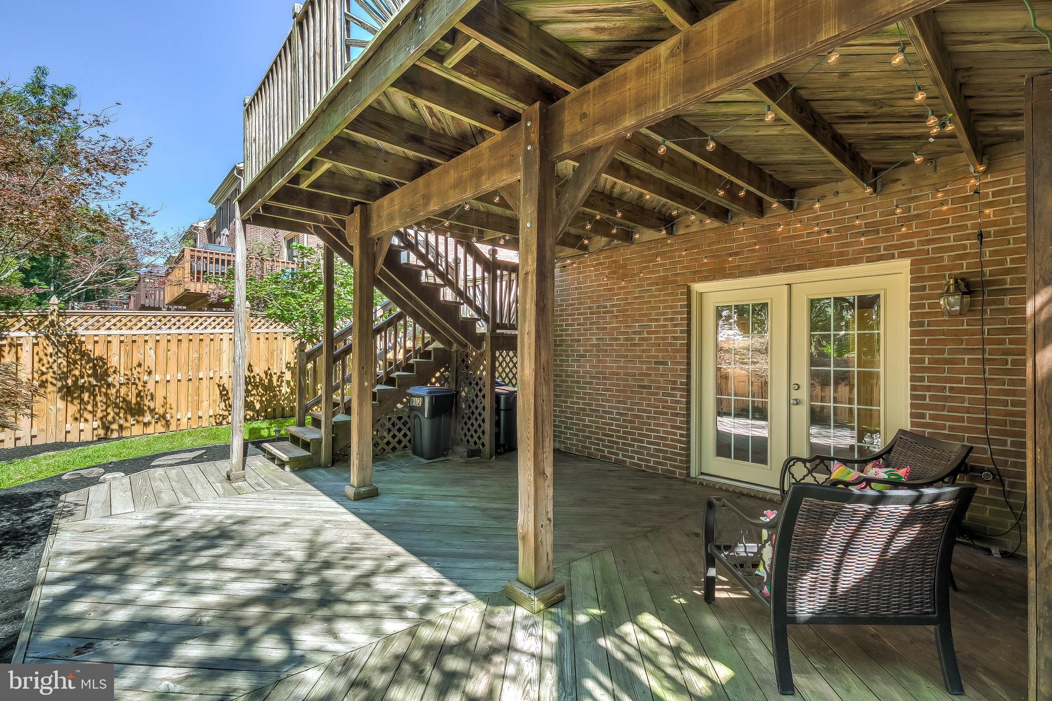 HUNTERS RUN - Residential