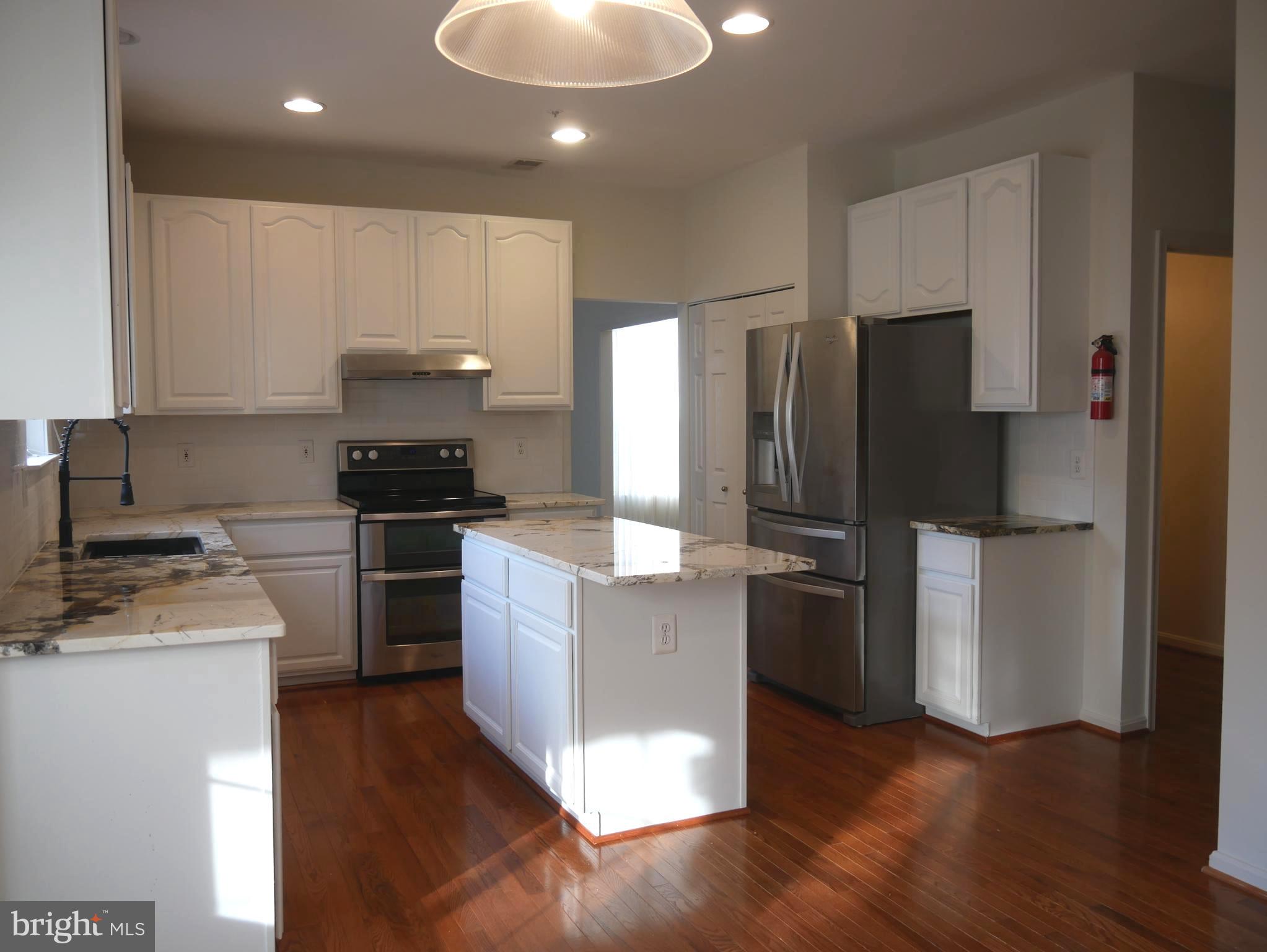 GLENN ESTATES - Residential