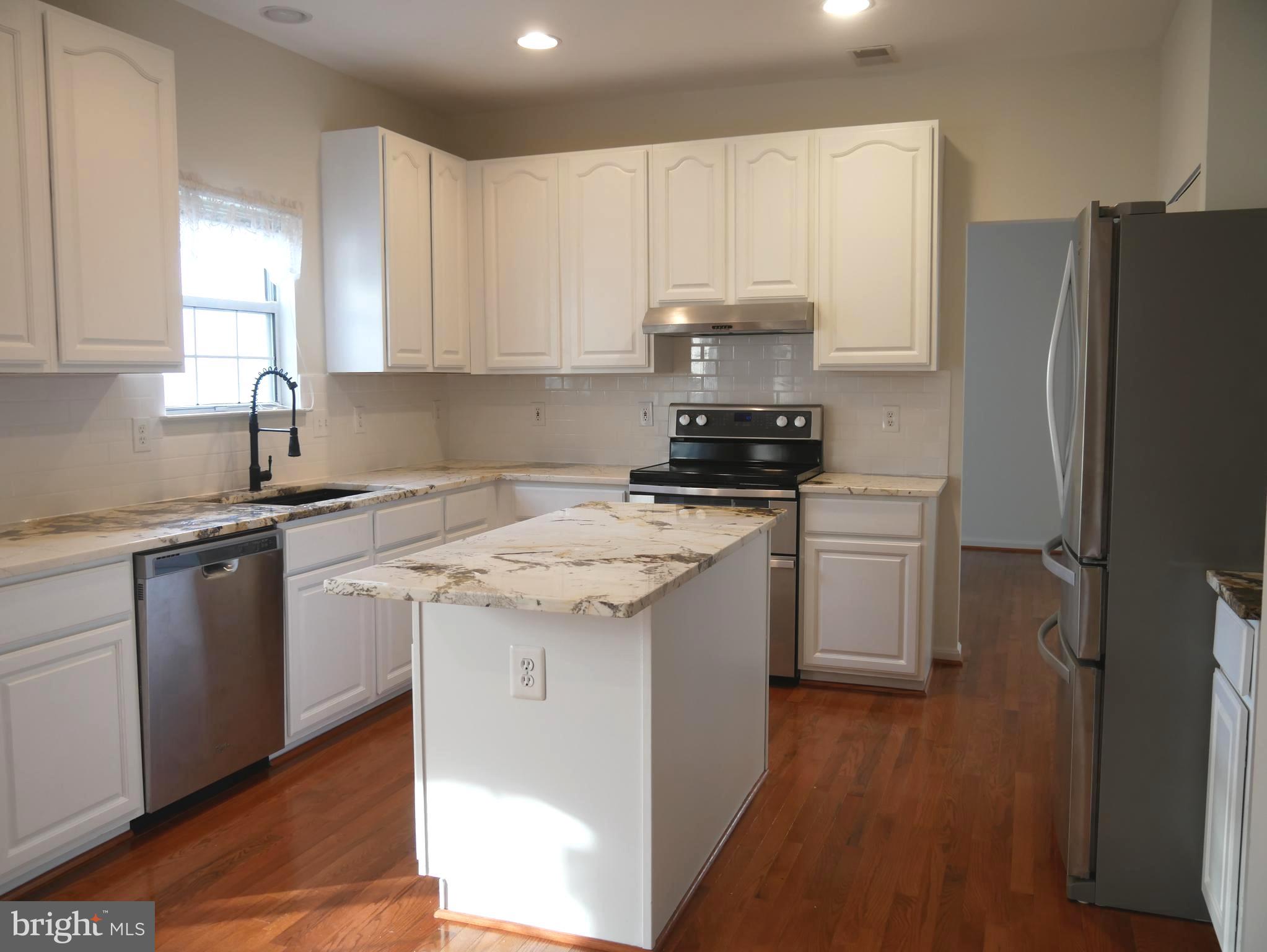 GLENN ESTATES - Residential