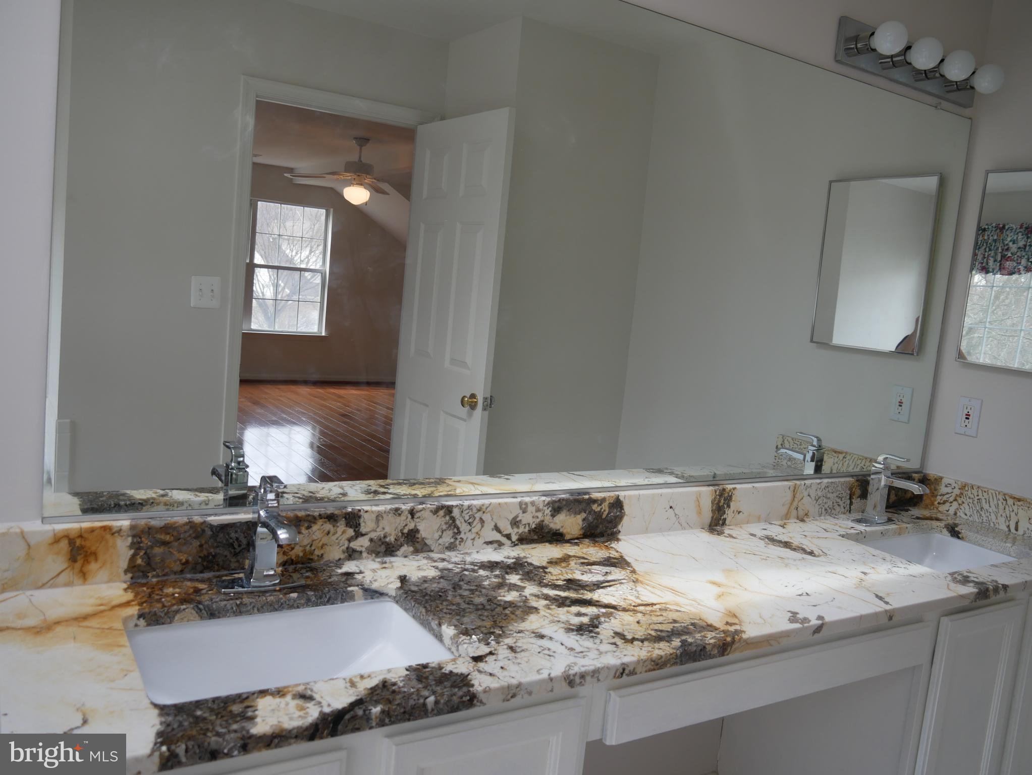 GLENN ESTATES - Residential