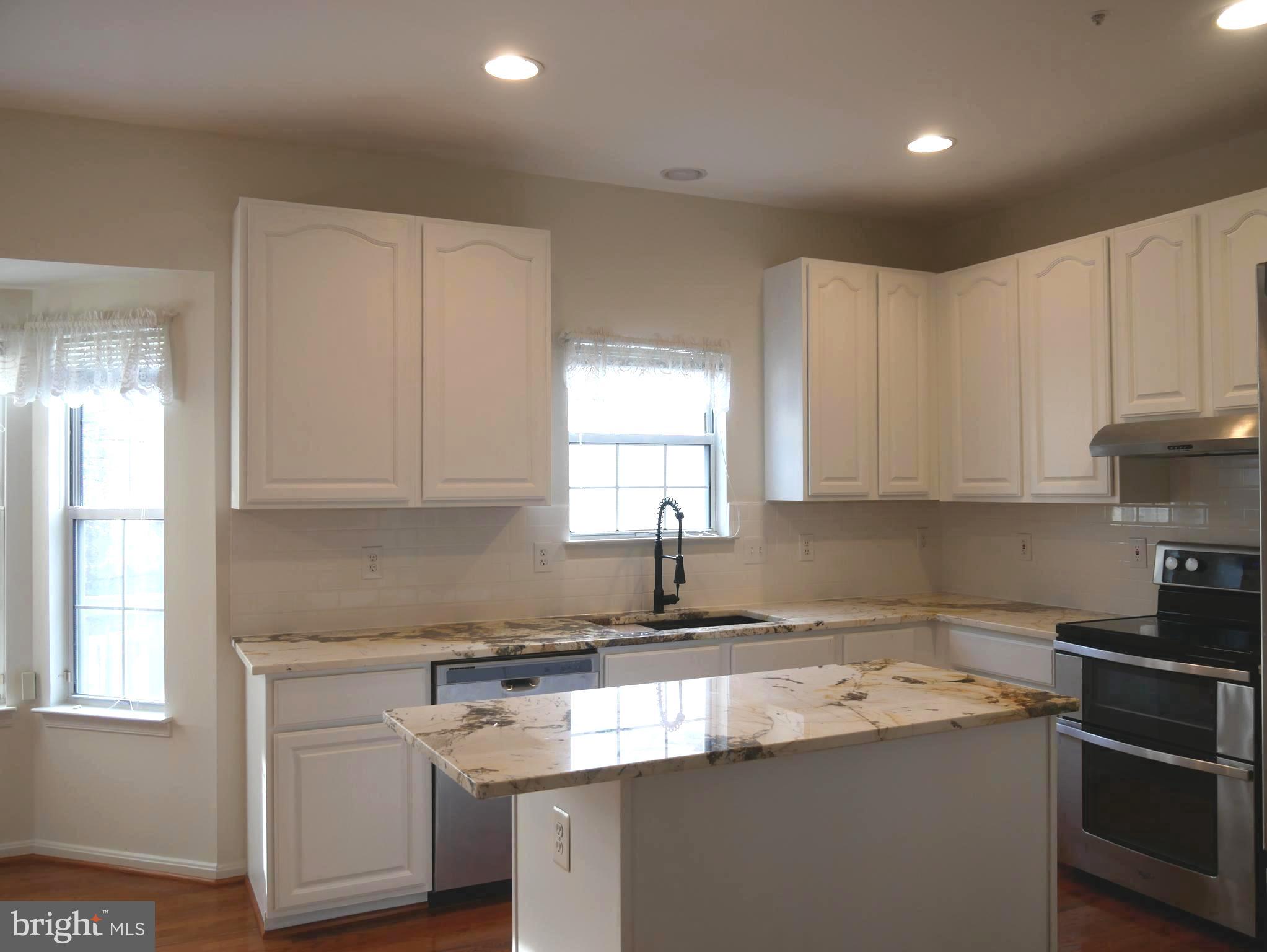 GLENN ESTATES - Residential