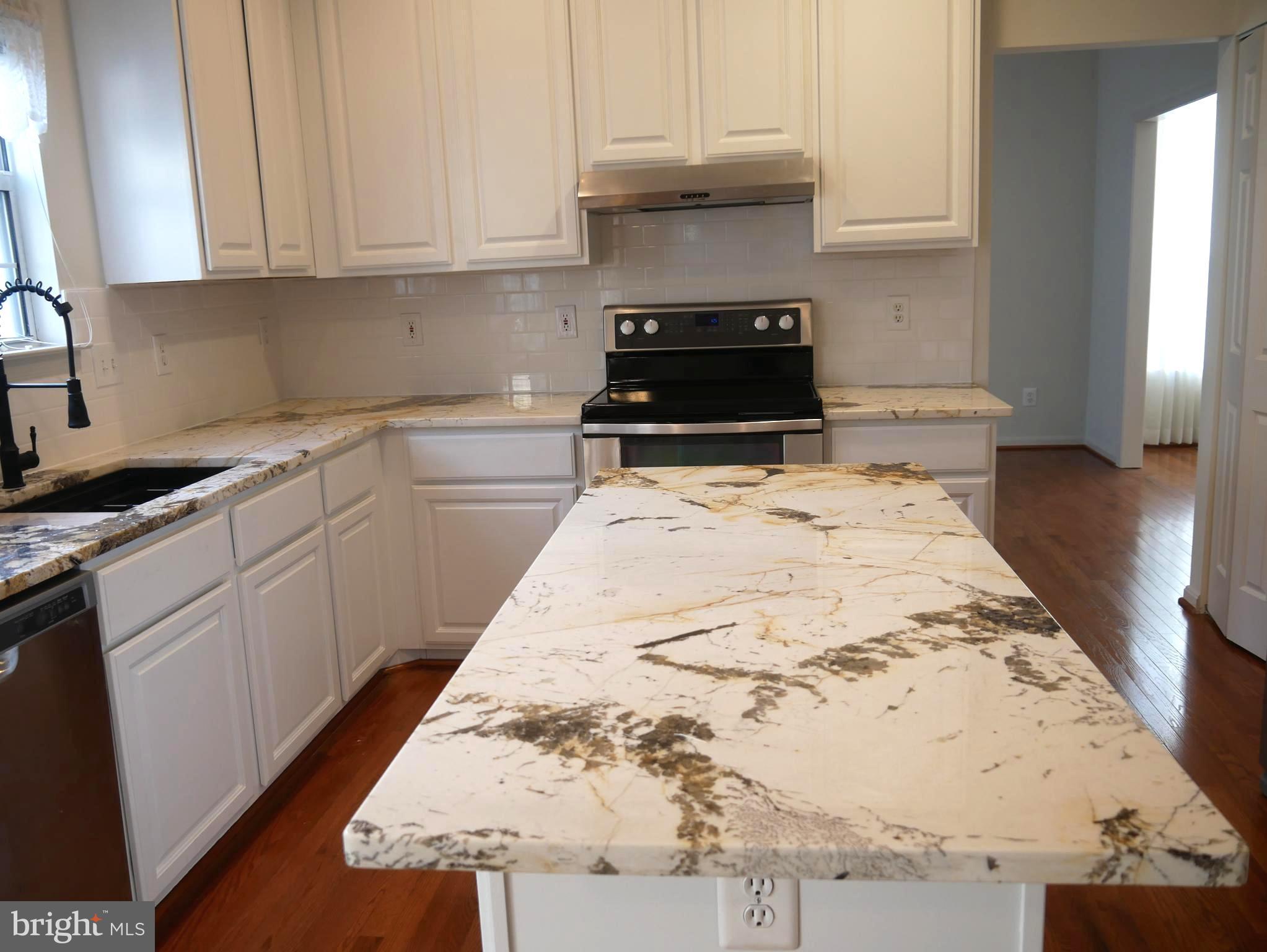 GLENN ESTATES - Residential