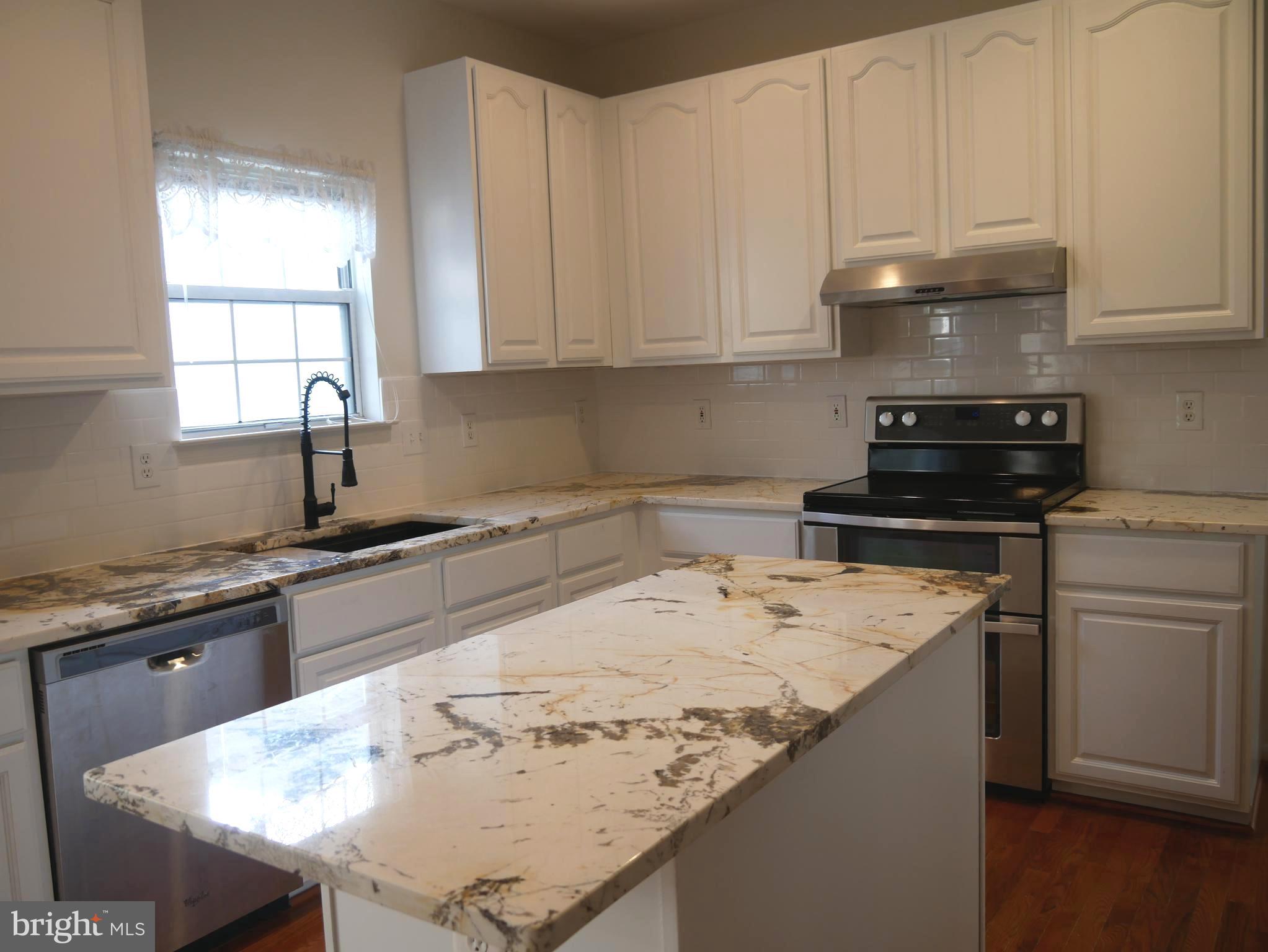 GLENN ESTATES - Residential