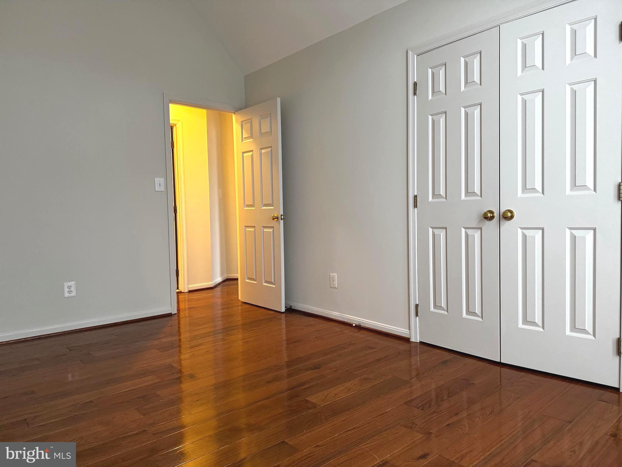 GLENN ESTATES - Residential