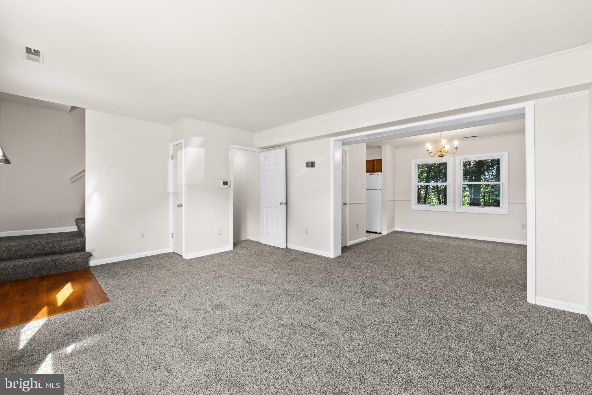 1820 PICADILLY CIRCLE