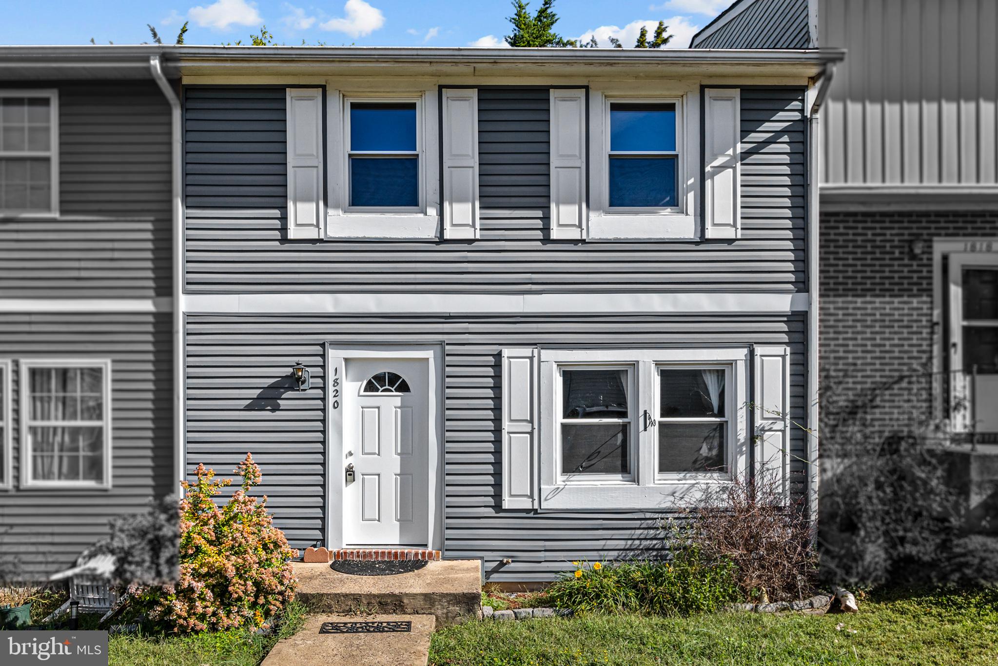 1820 PICADILLY CIRCLE
