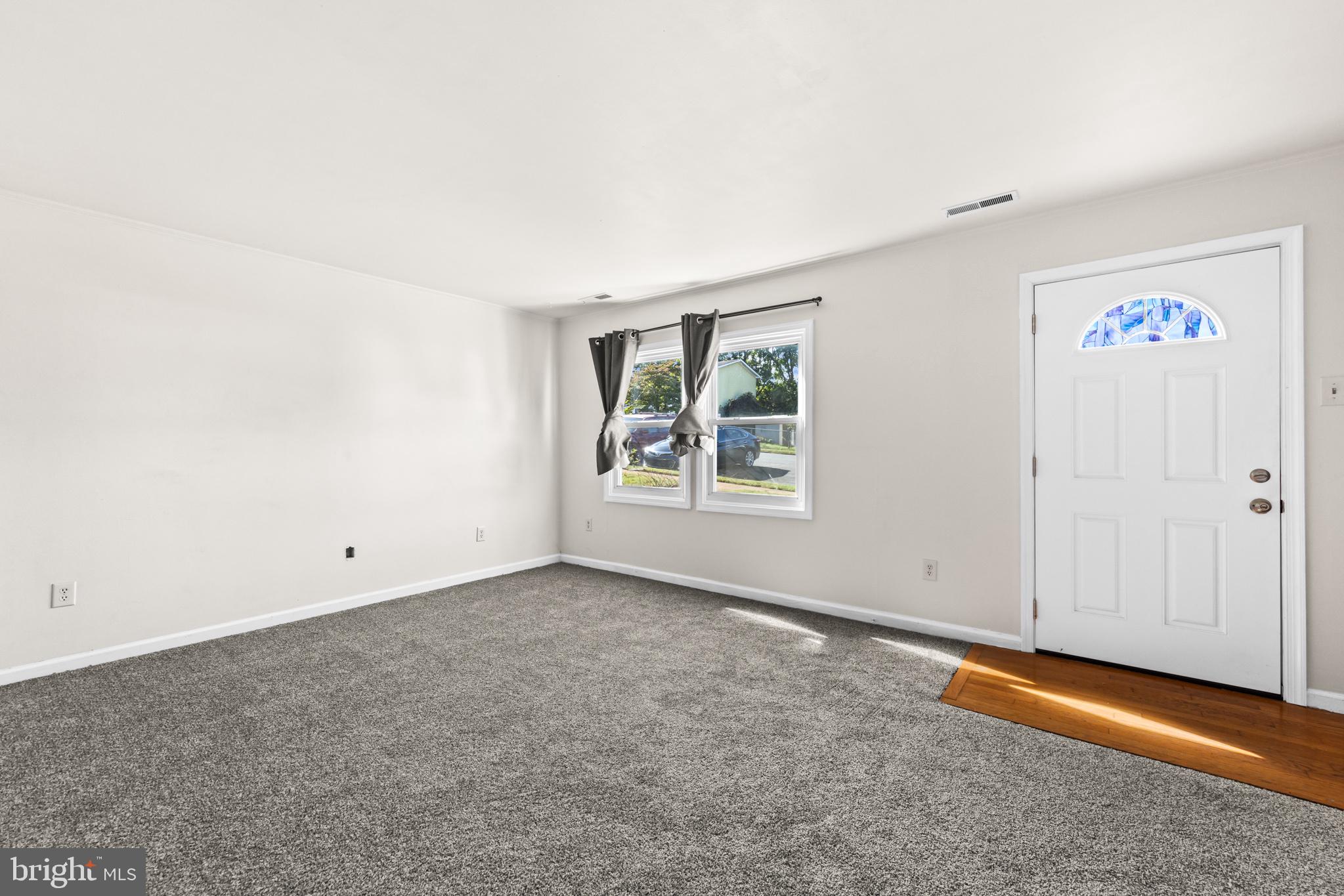 1820 PICADILLY CIRCLE