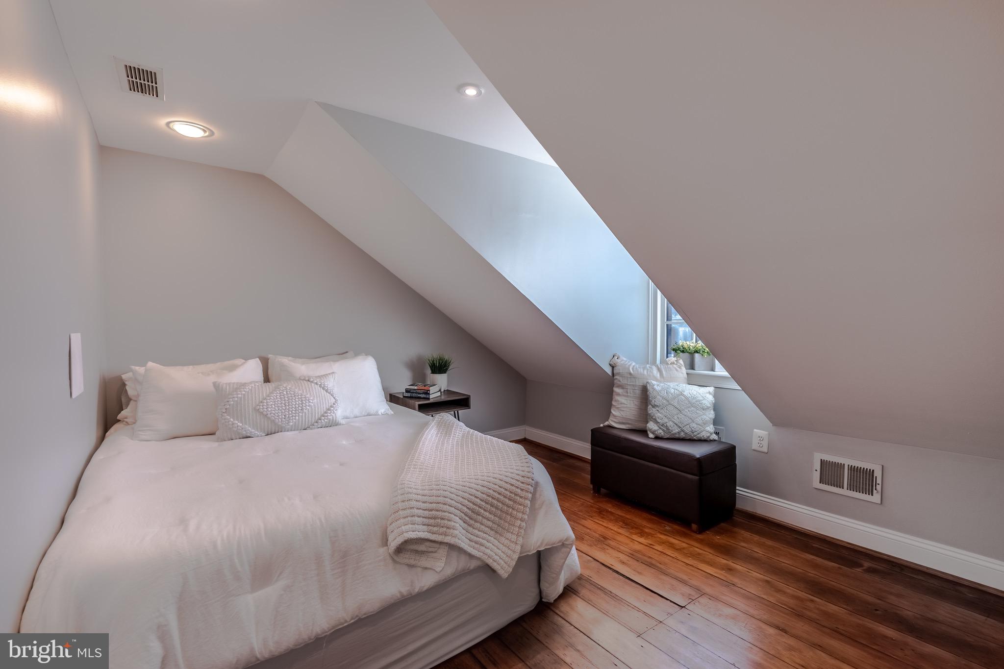 FELLS POINT HISTORIC DISTRICT - Residential Income